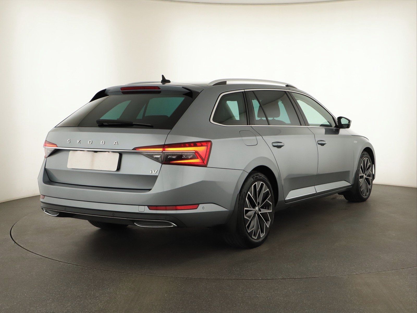 Škoda Superb, iV 1.4 TSI PHEV - fotka 5