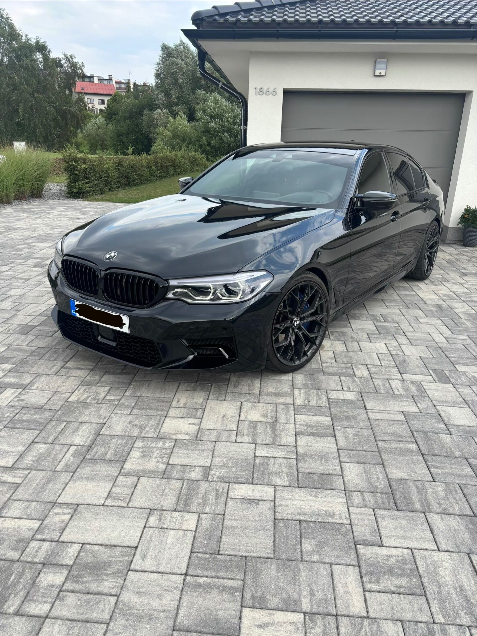 BMW Řada 5, BMW G30 M550i