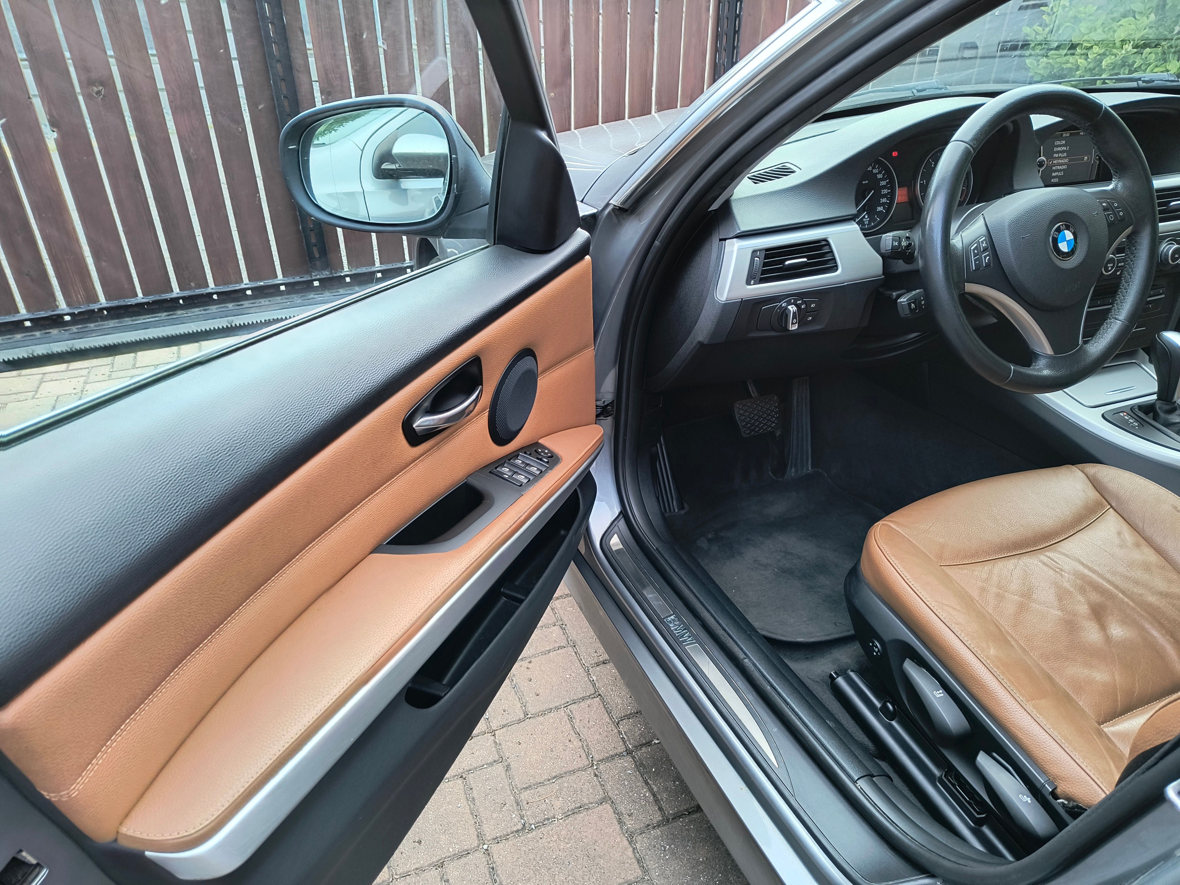 BMW Řada 3, 330 XD 4x4, pravidelný servis - fotka 6