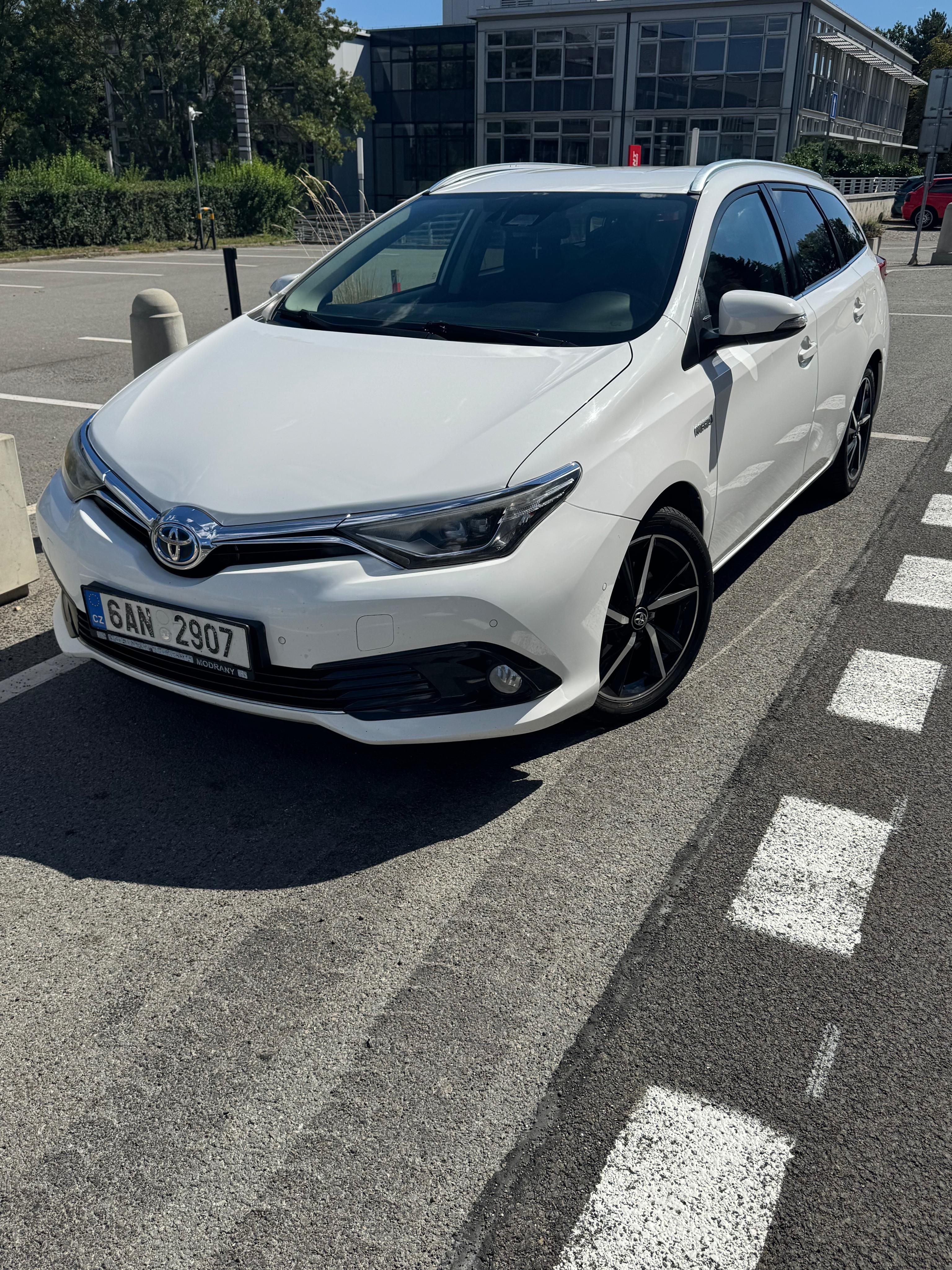 Toyota Auris, 1.8 Hybrid Trend+, Odhlučnění - fotka 2
