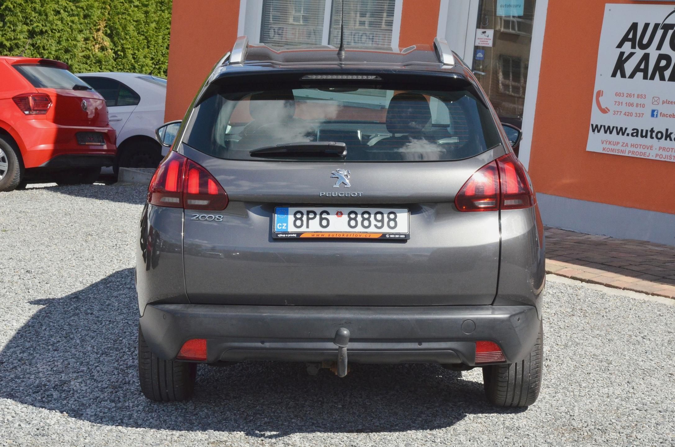 Peugeot 2008, 1.2 PT 60kW KLIMA / TAŽNÉ - fotka 5