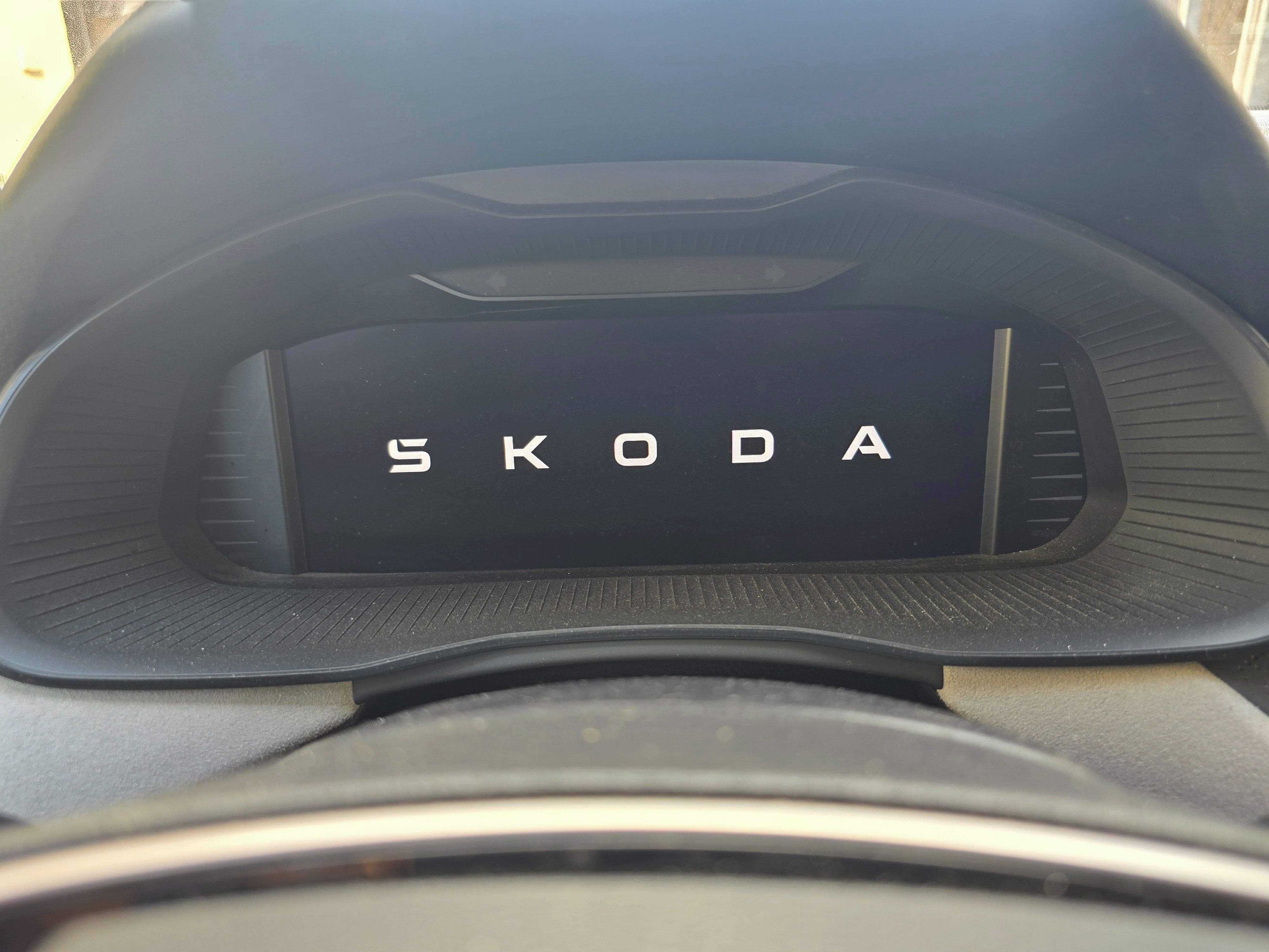 Škoda Kamiq, Škoda Kamiq po fl. 1,5 TSI DSG - fotka 4