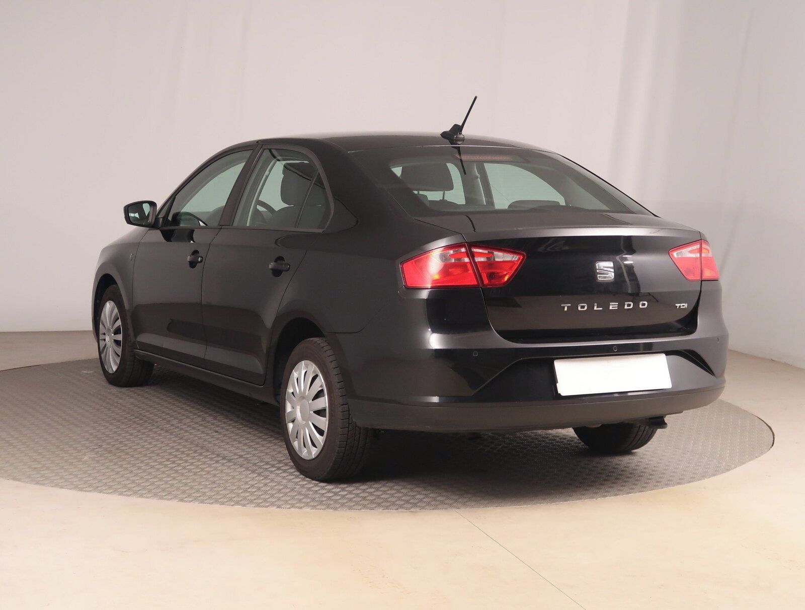 Seat Toledo, 1.6 TDI, Automatická klima - fotka 4
