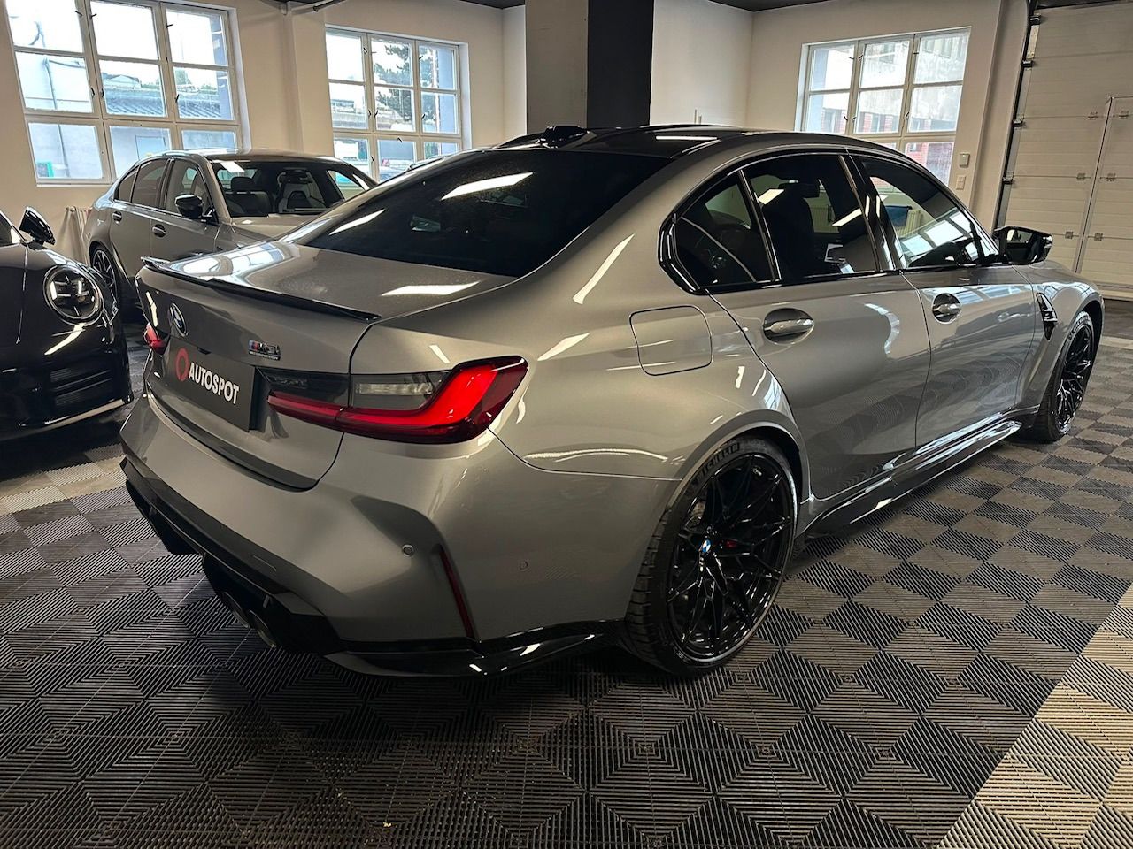 BMW M3, Competition xDrive M - fotka 4