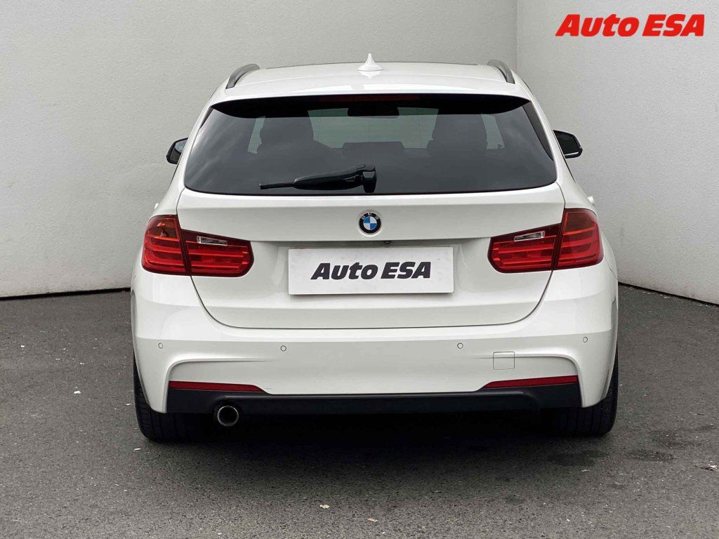 BMW Řada 3, 2.0D 318D - fotka 5