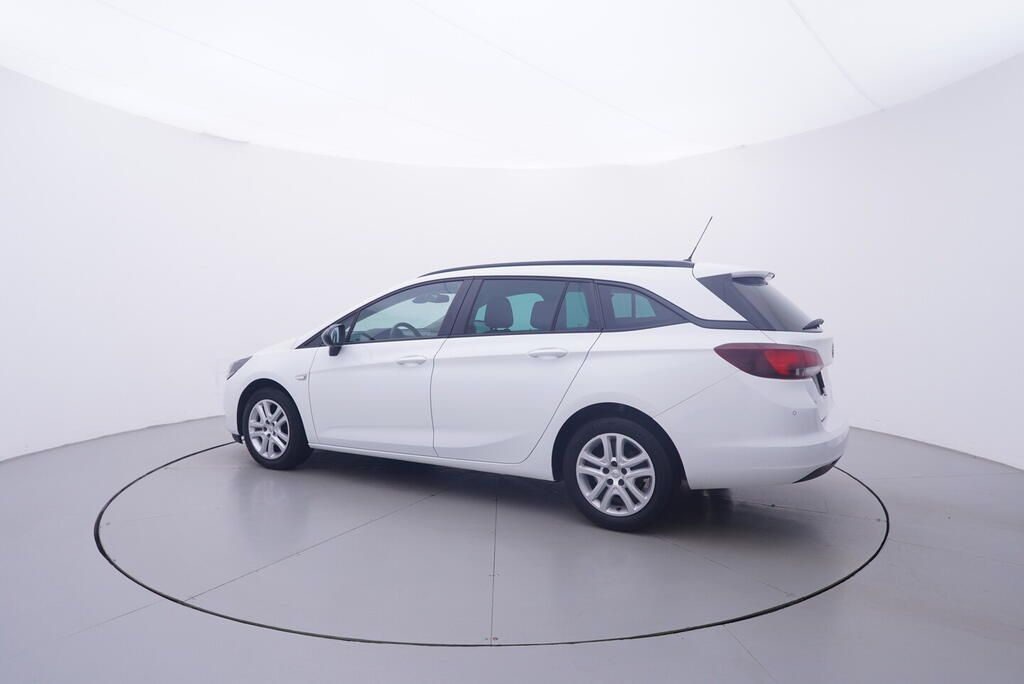 Opel Astra, Edition 1.5 TDI 77 kW - fotka 3