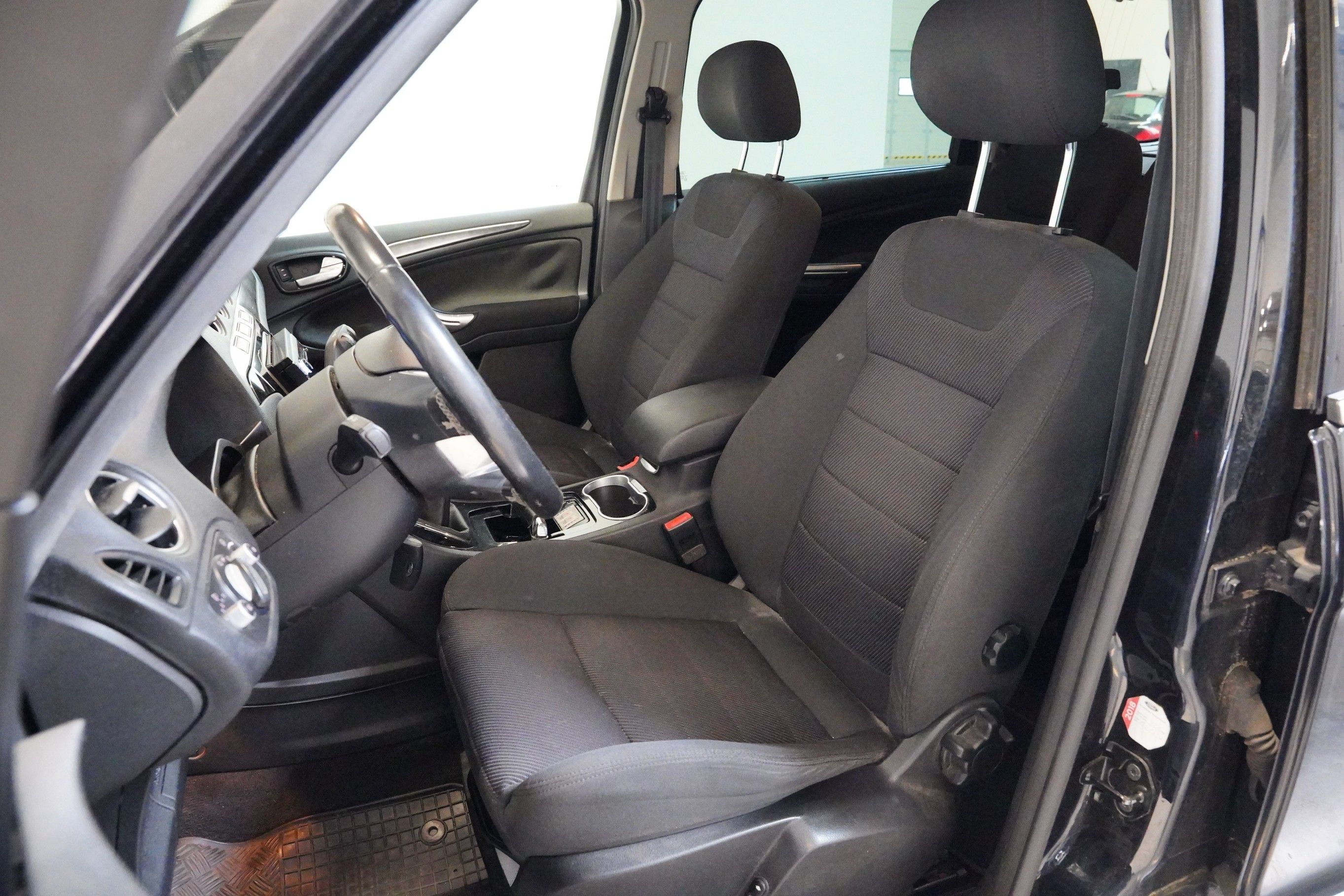 Ford Galaxy, 2.0 TDCI 103 kW Serie 50 - fotka 6