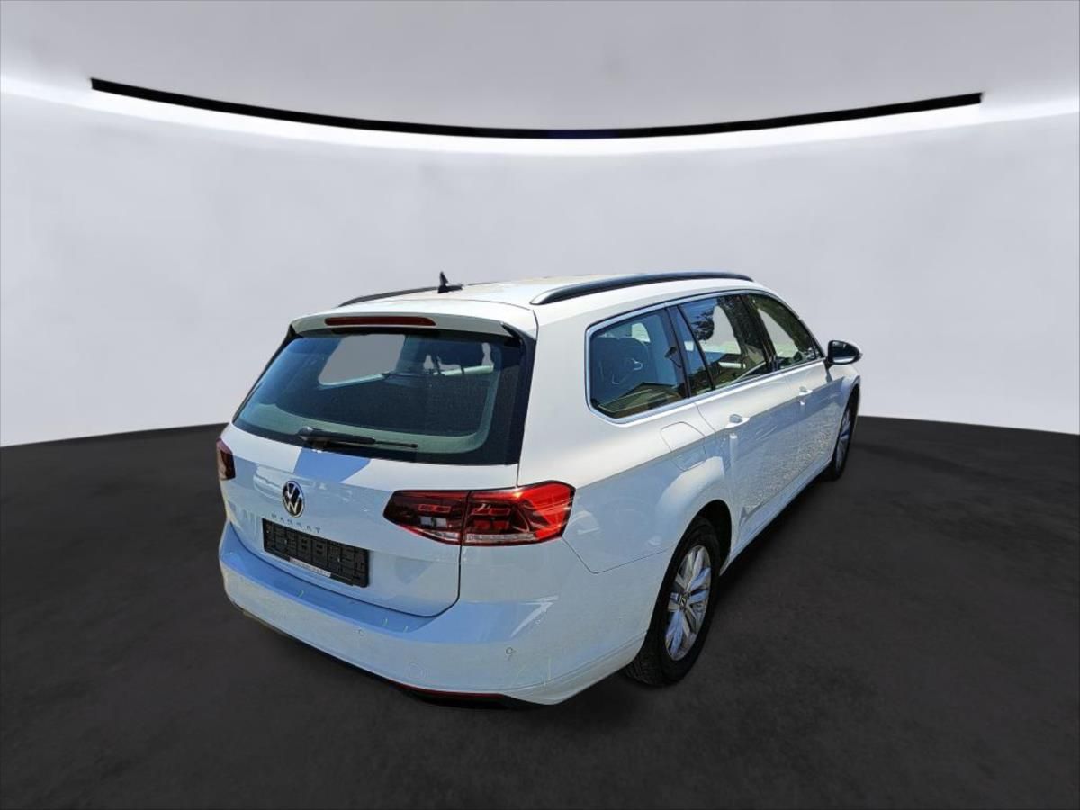 Volkswagen Passat, 2,0 - fotka 4