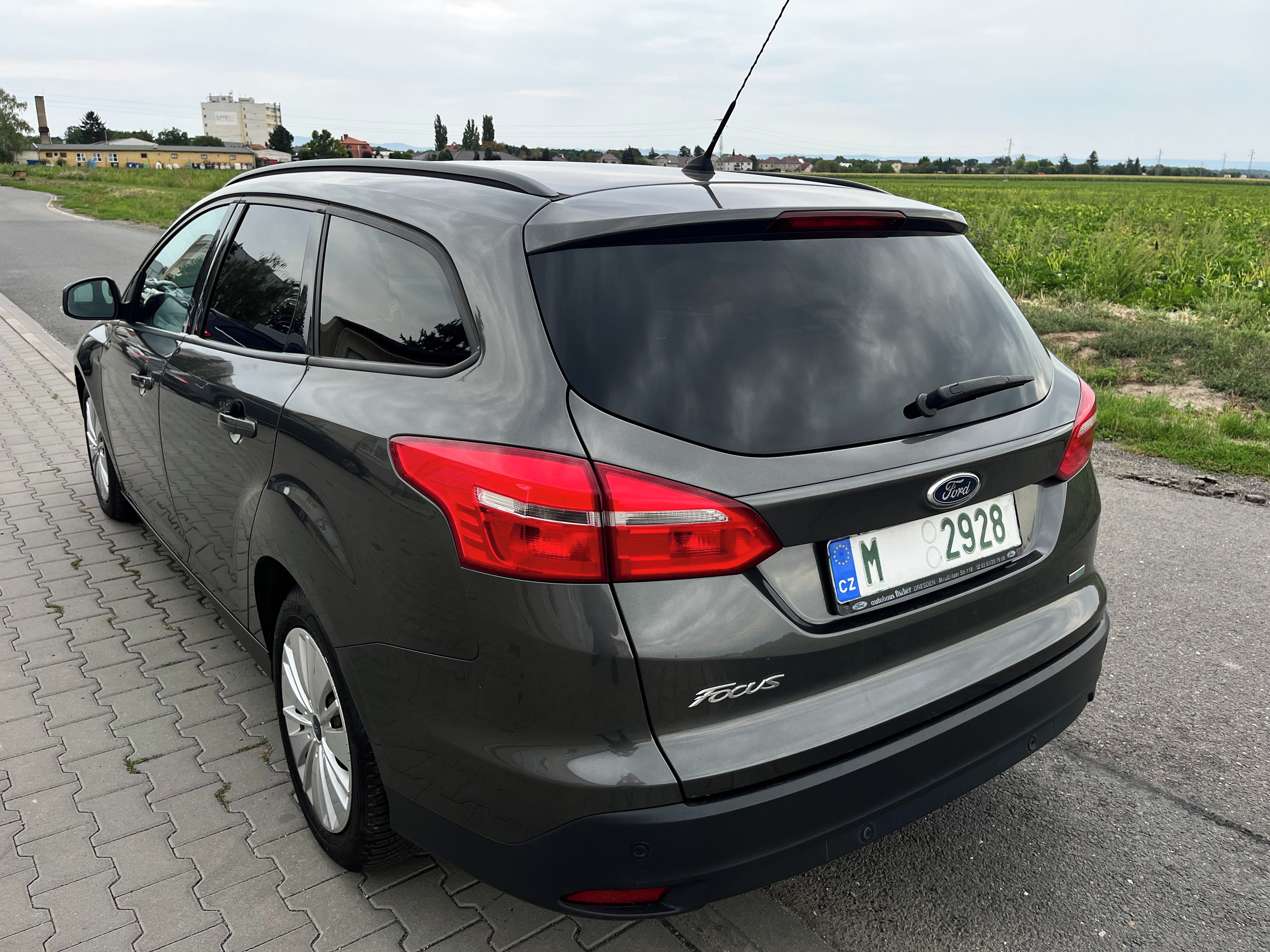 Ford Focus, 1.0i Benzin 92kW - fotka 3