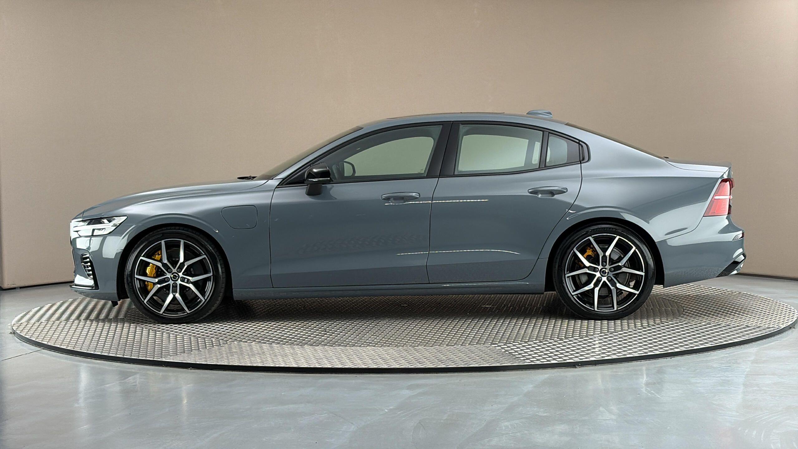 Volvo S60, 2.0 AUT AWD Polestar Engineere - fotka 4