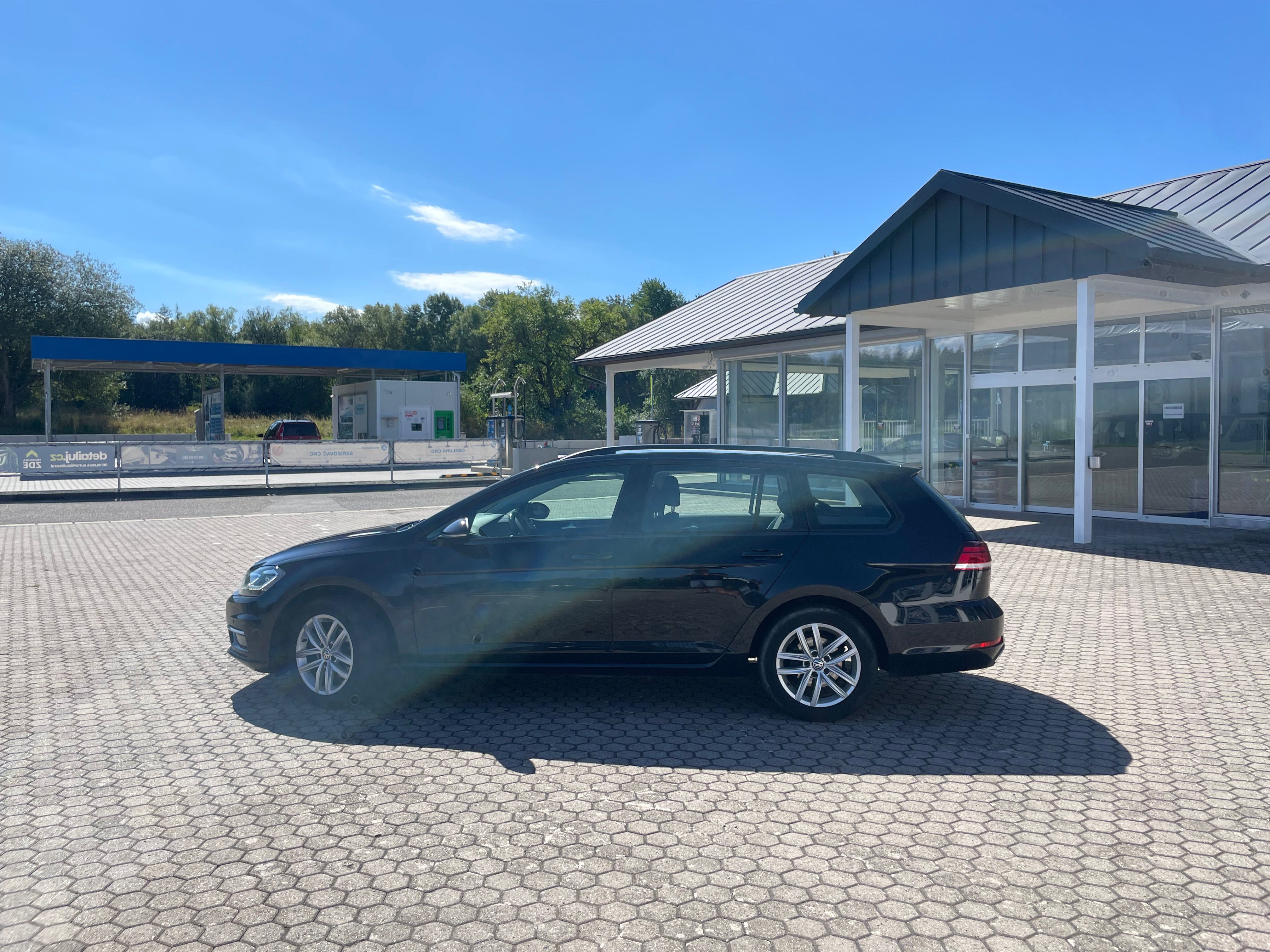 Volkswagen Golf, 2.0 TDI, automat - fotka 4