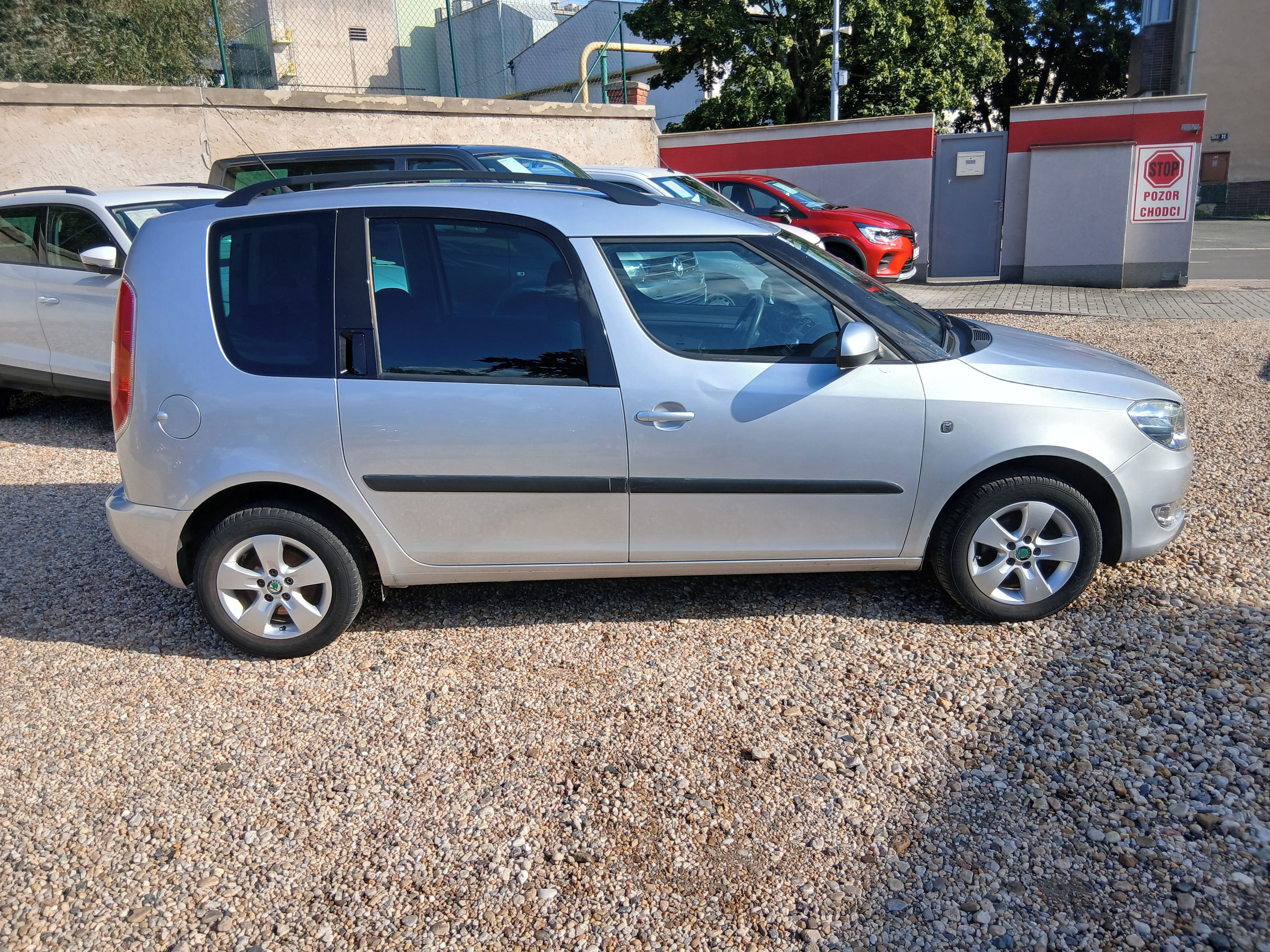 Škoda Roomster, 1.2i 12V 51KW Family,Nový serv - fotka 4