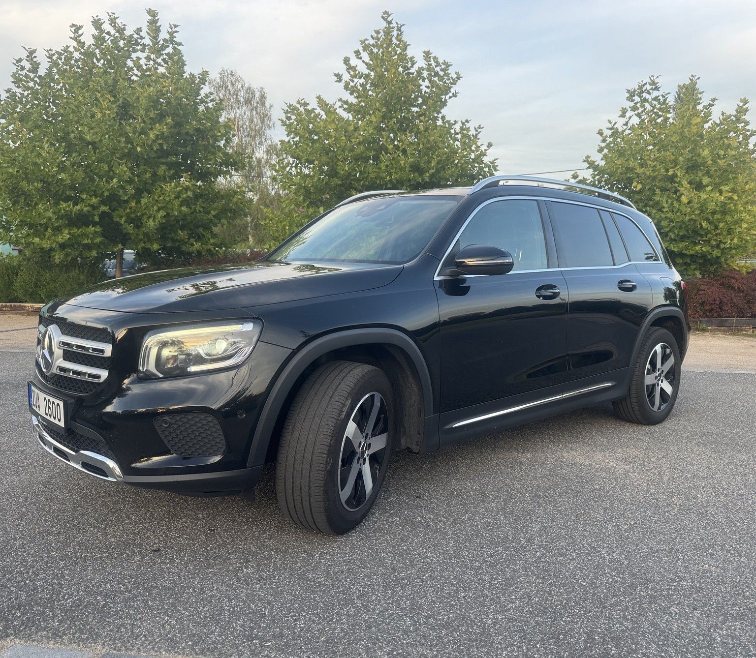 Mercedes-Benz GLB, 200 d 4 MATIC - Servisováno - fotka 3