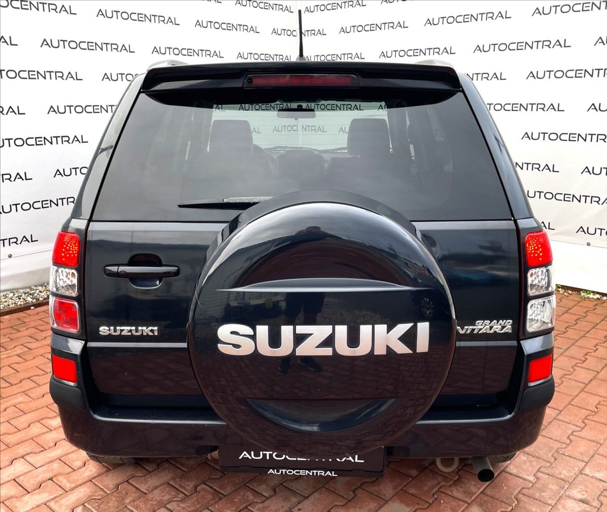 Suzuki Grand Vitara, 2,0 i,103kW,4x4 - fotka 5