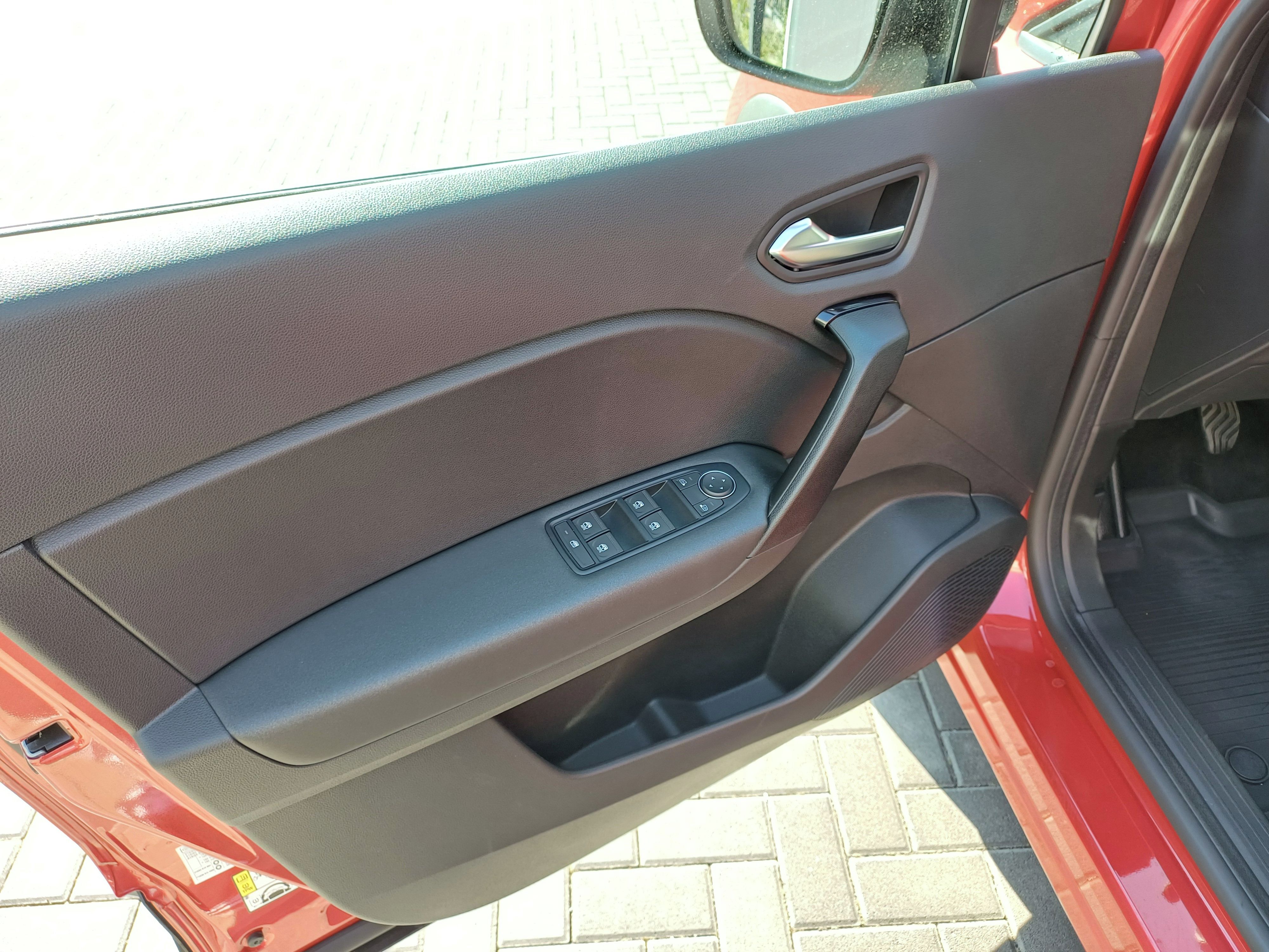 Renault Captur, equilibre TCe 90 - fotka 5