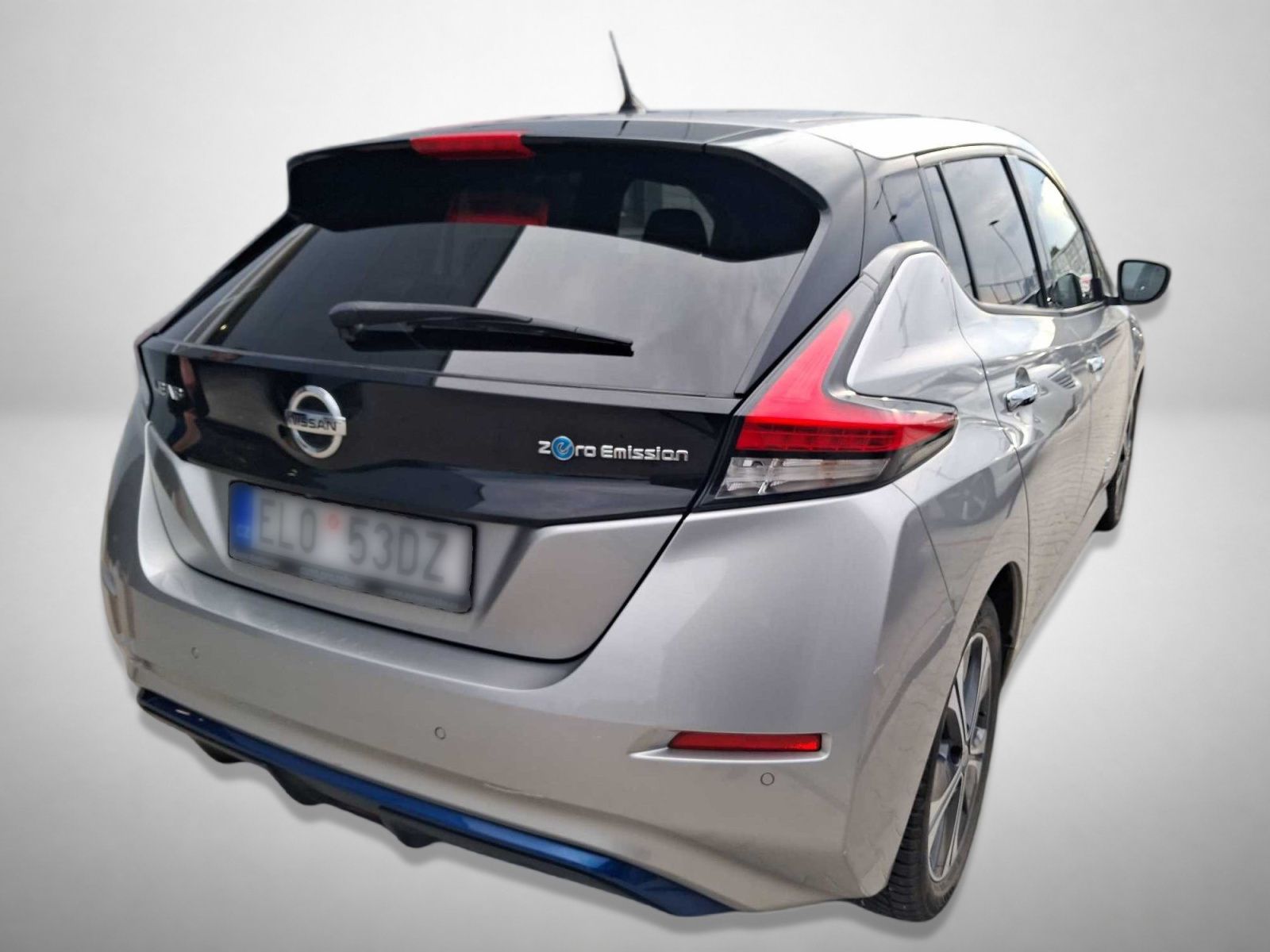Nissan LEAF, 40 kWh, Automat, Klima - fotka 2