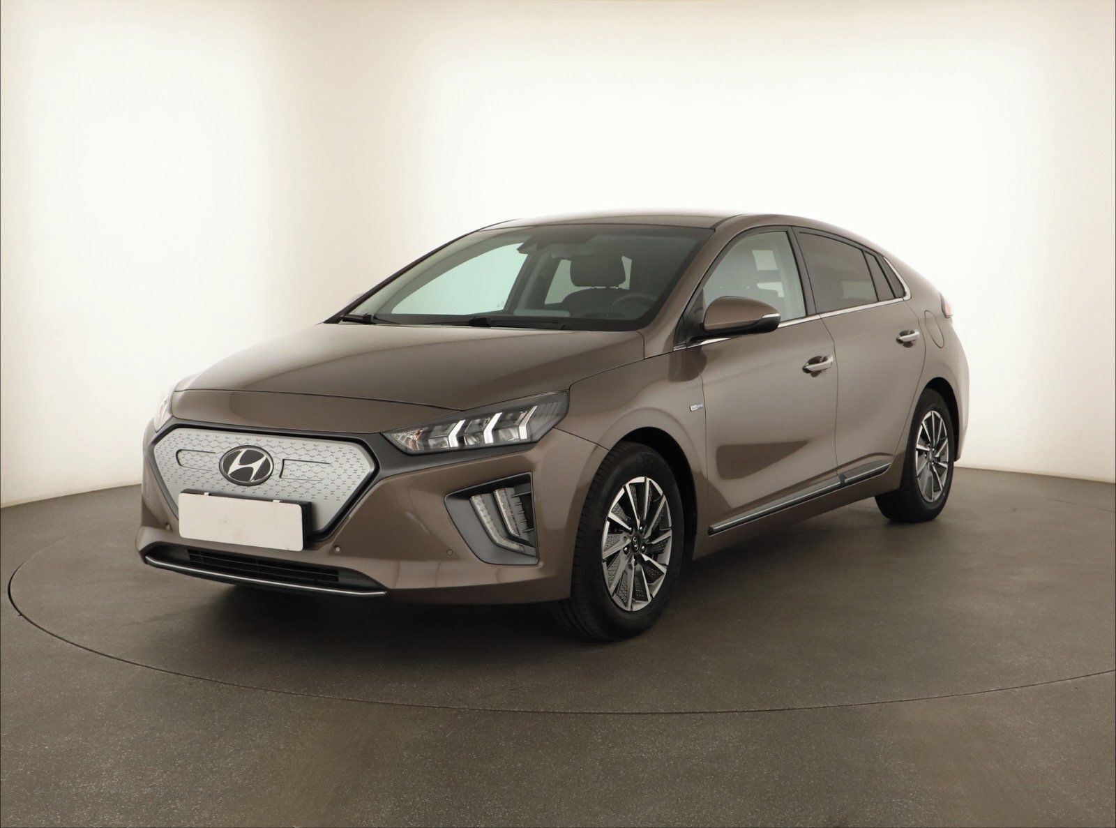 Hyundai Ioniq, Electric 38 kWh, SoH 98% - fotka 3