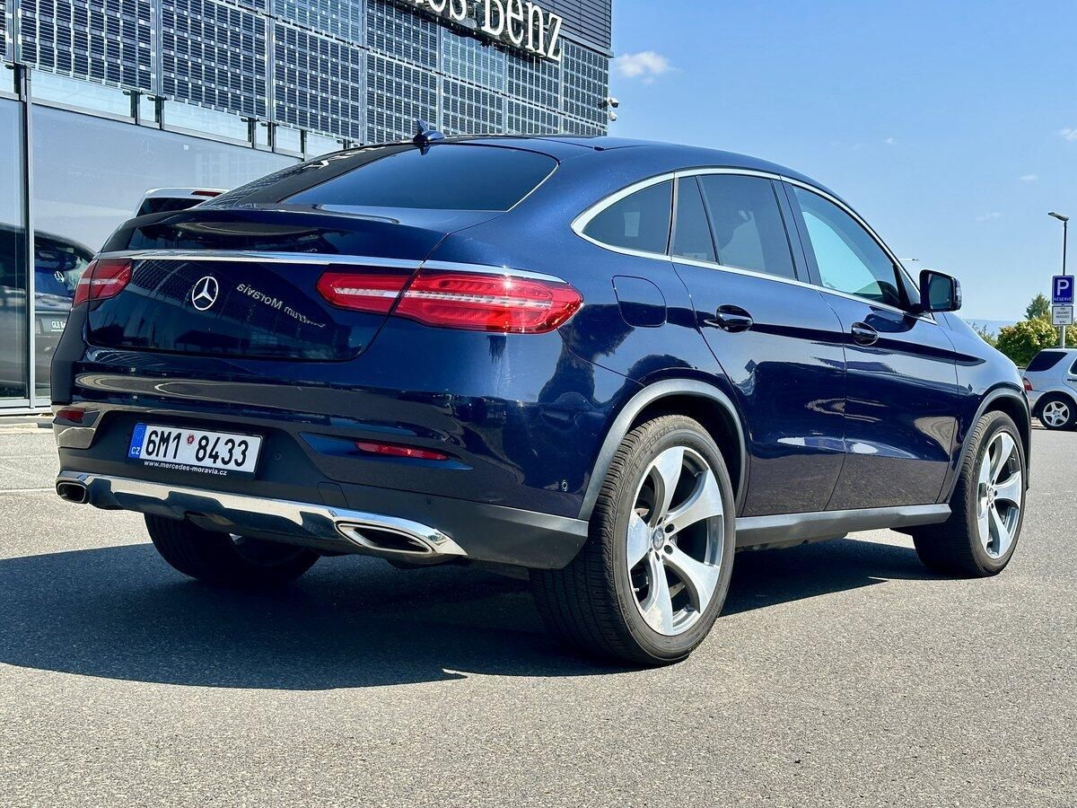 Mercedes-Benz GLE, 400 4MATIC Kupé - fotka 3
