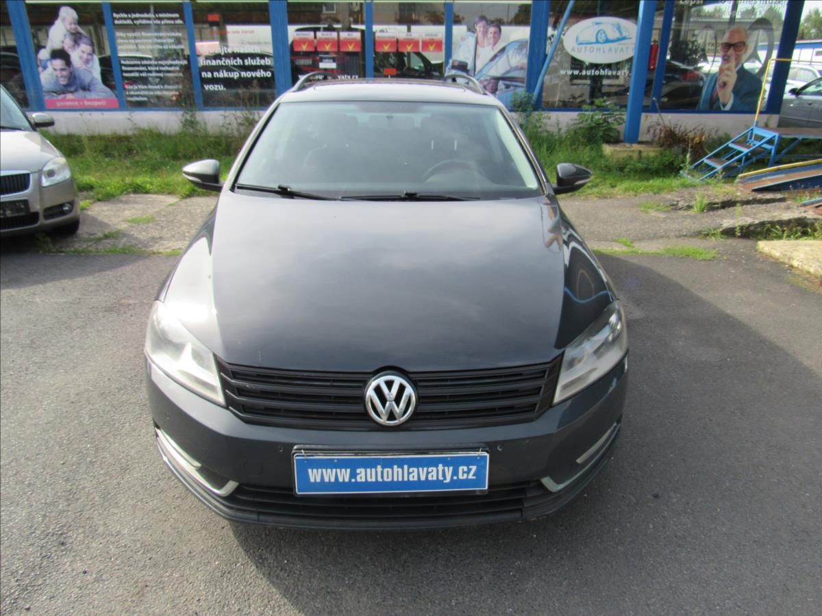 Volkswagen Passat, 1,6 TDi 77kW Variant - fotka 2