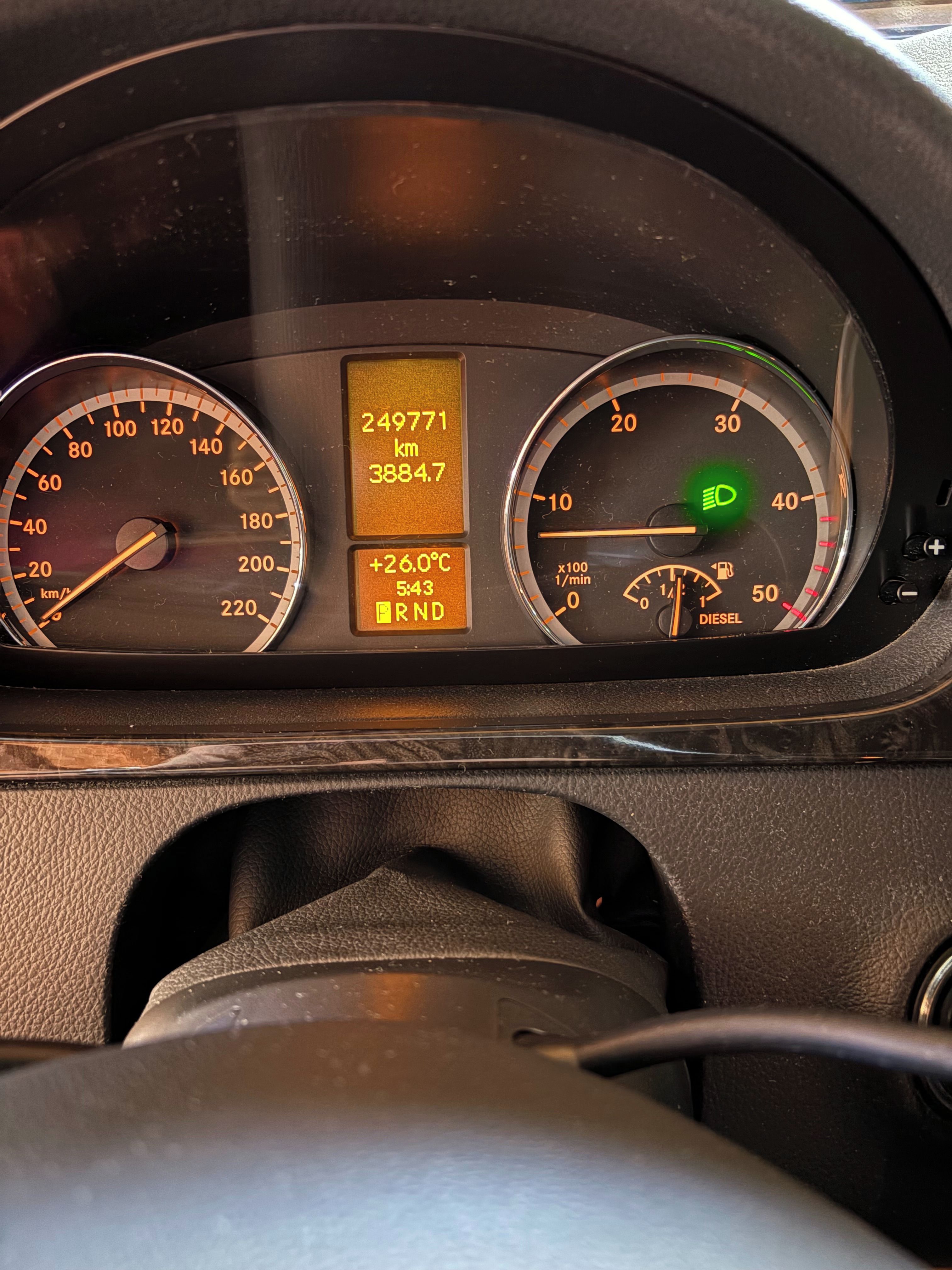 Mercedes-Benz Viano, Mercedes Viano 3.0 s TV - fotka 4