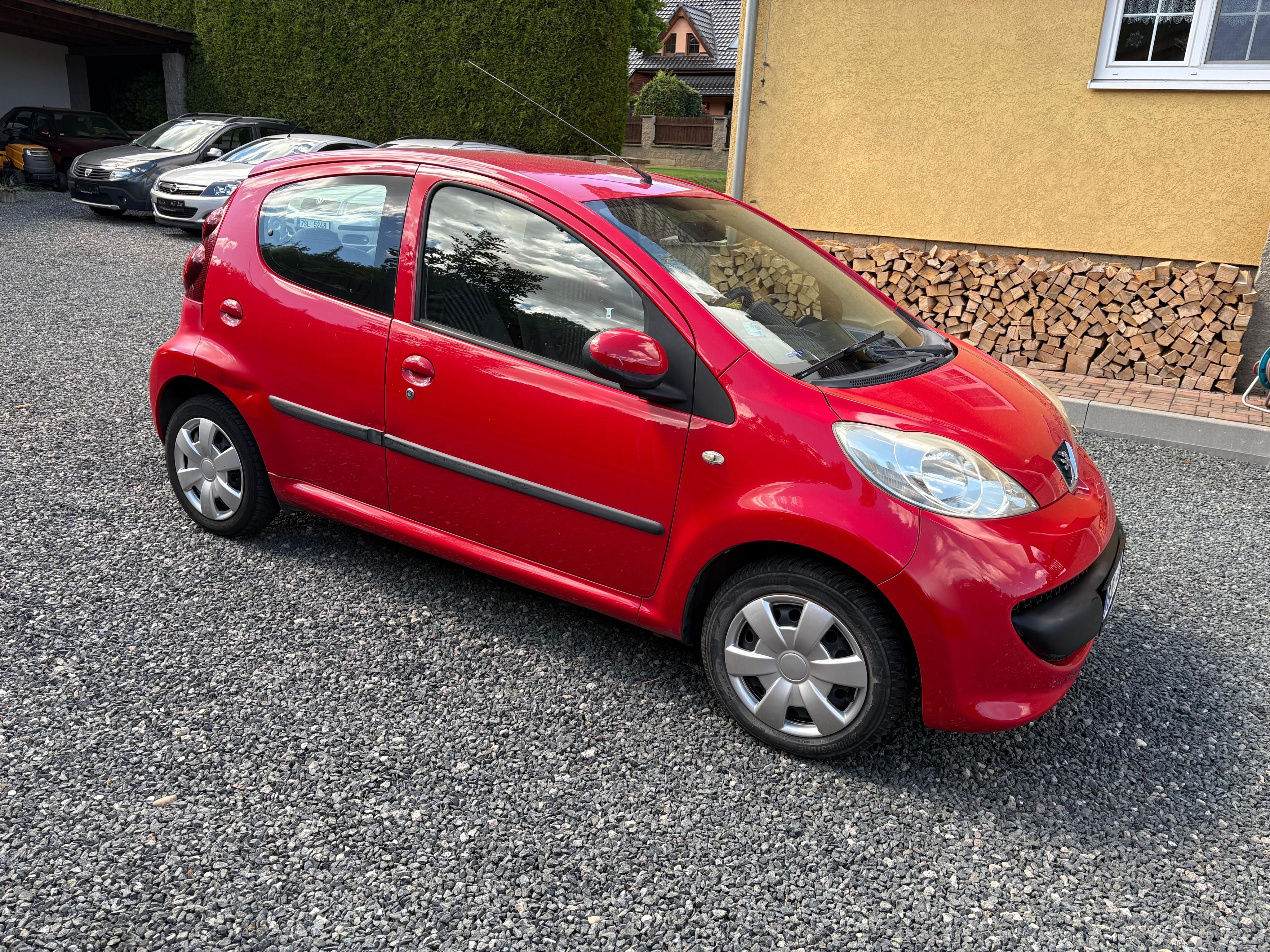 Peugeot 107, 50 kw, nové v ČR - fotka 5