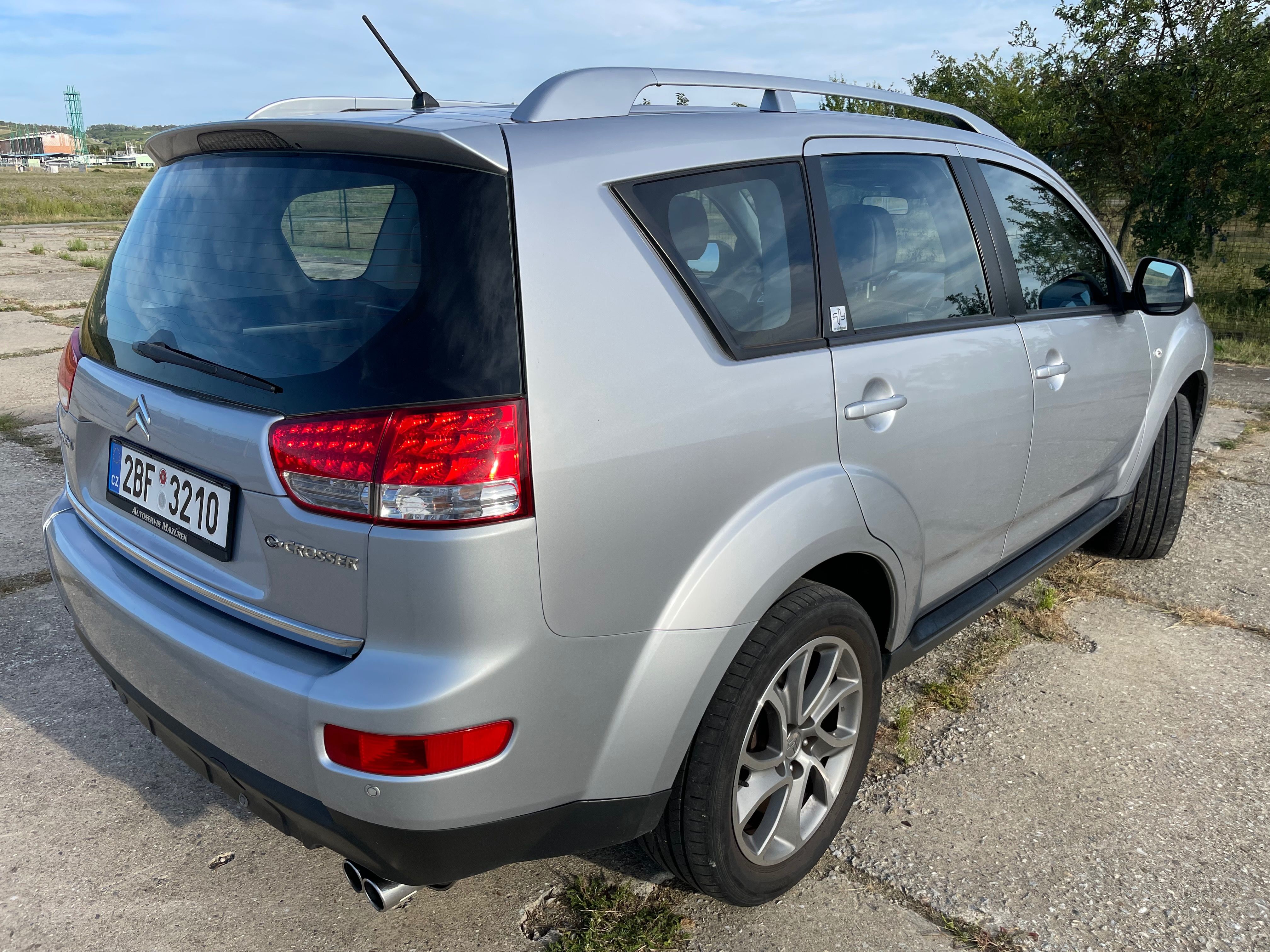 Citroën C-Crosser, Citroen C-Crosser 2.2 HDI - fotka 2