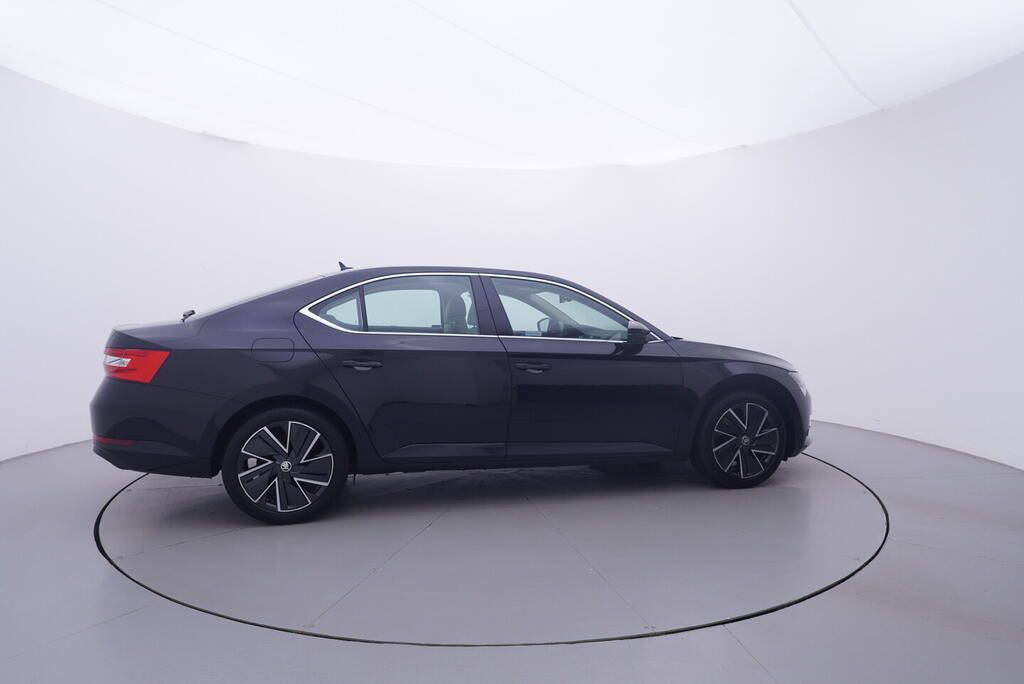 Škoda Superb, Style 2.0 TDI 147 kW - fotka 6