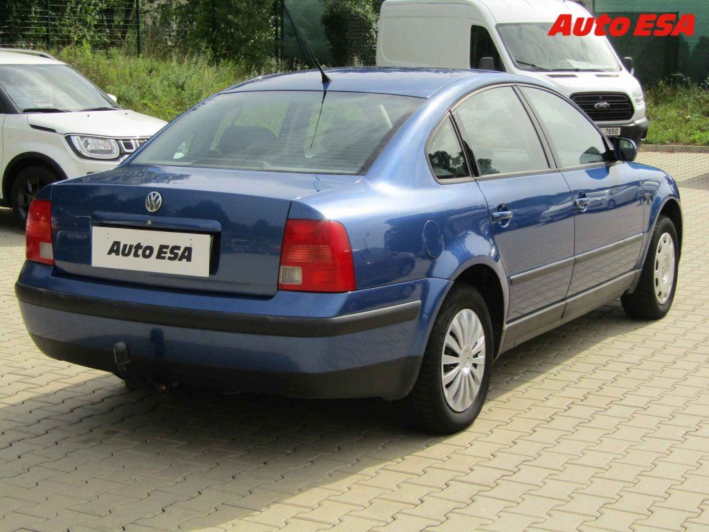 Volkswagen Passat, 1.6 i - fotka 4