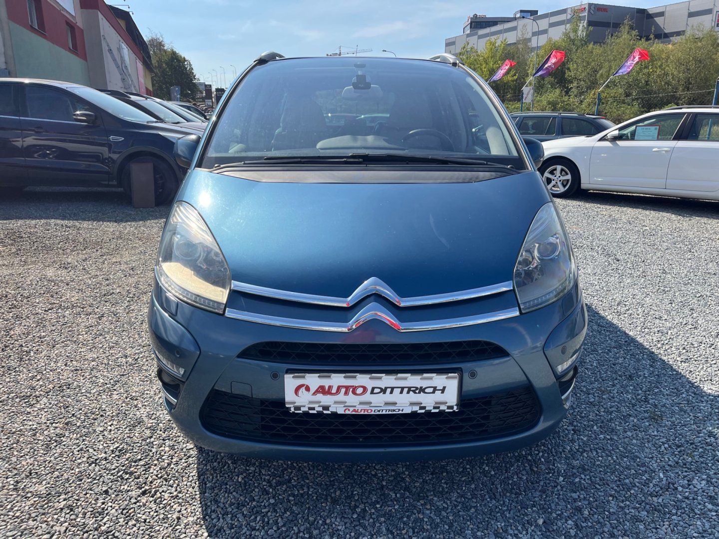 Citroën Grand C4 Picasso, 1.6 HDi 7 MÍST - fotka 3