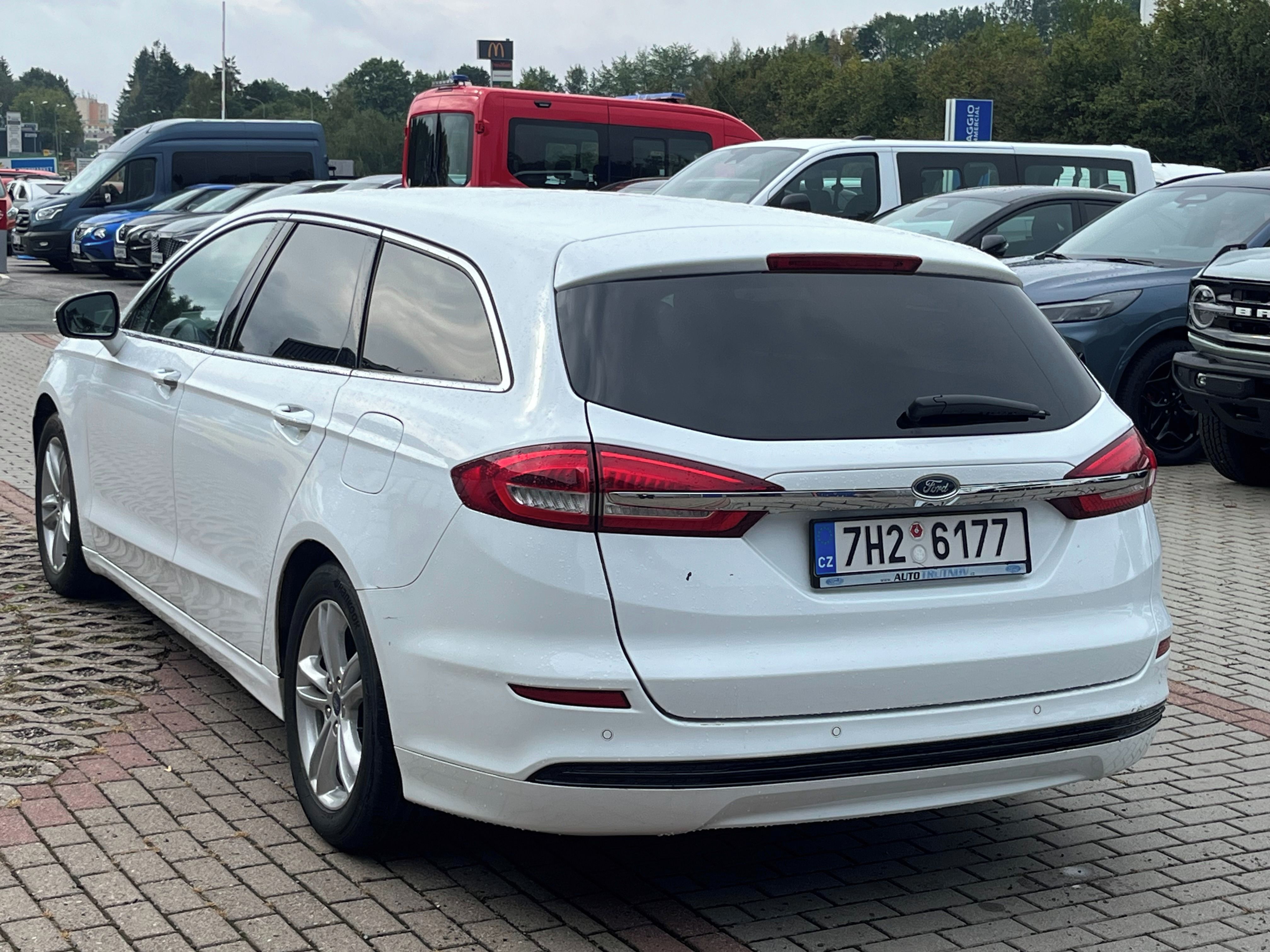 Ford Mondeo, 2.0 IVCT HEV 103 kW Titanium - fotka 3