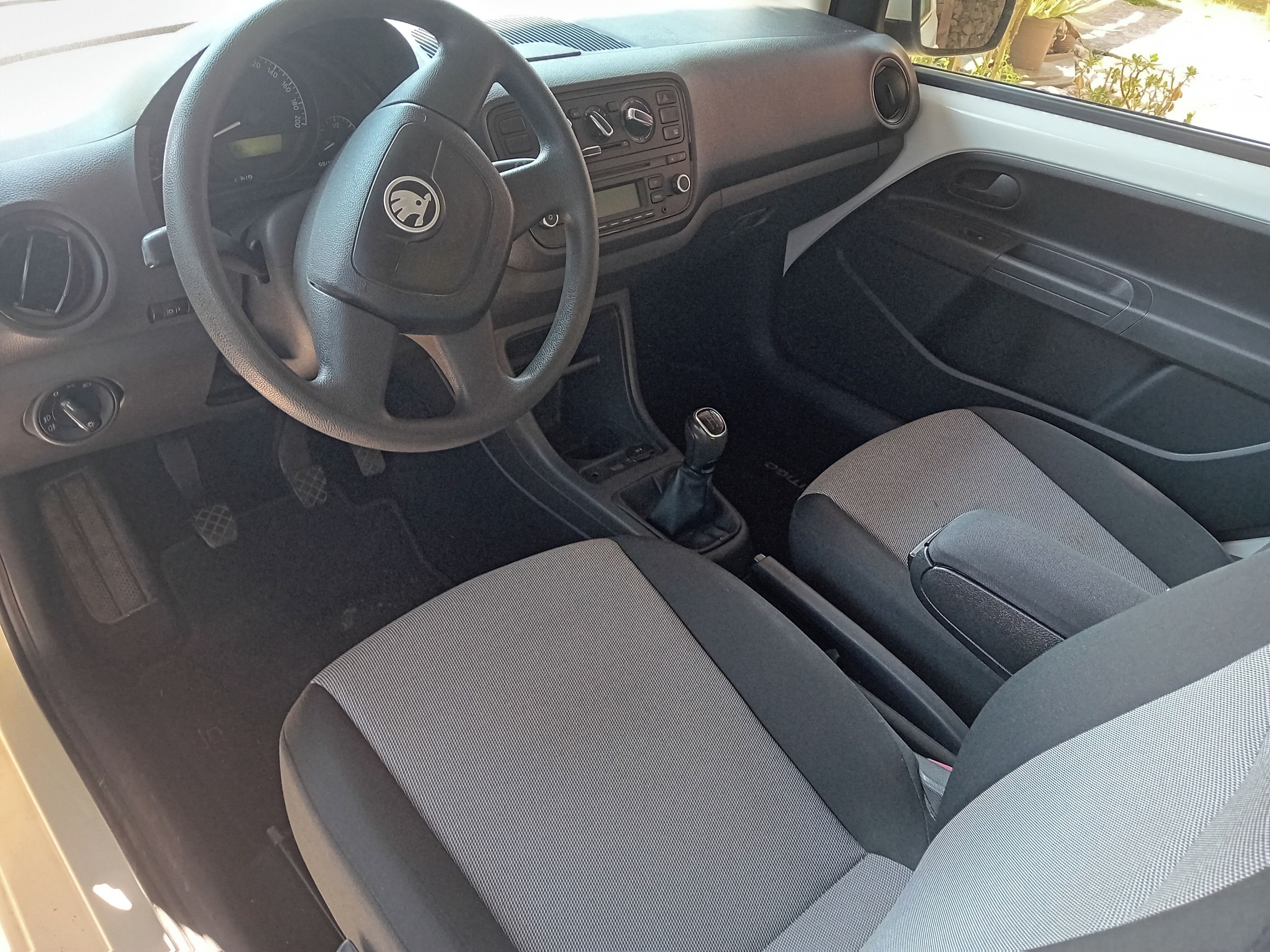 Škoda Citigo, Původ ČR, garáž, servis - fotka 3