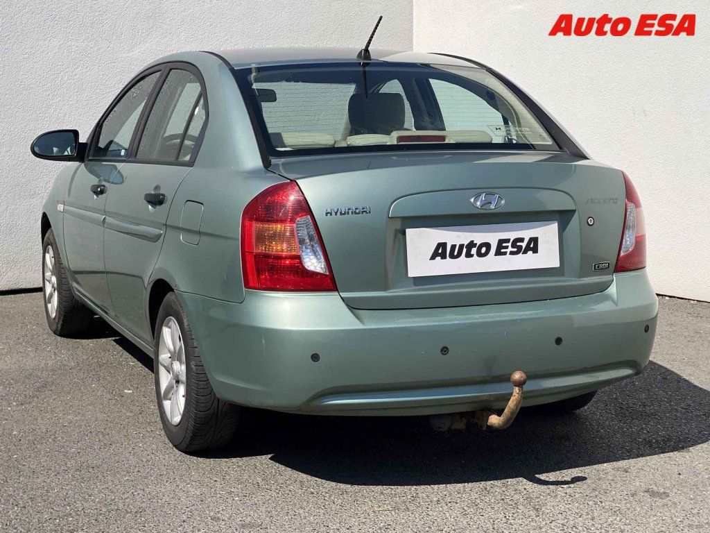 Hyundai Accent, 1.5 CRDi,1.maj,ČR,TZ - fotka 6