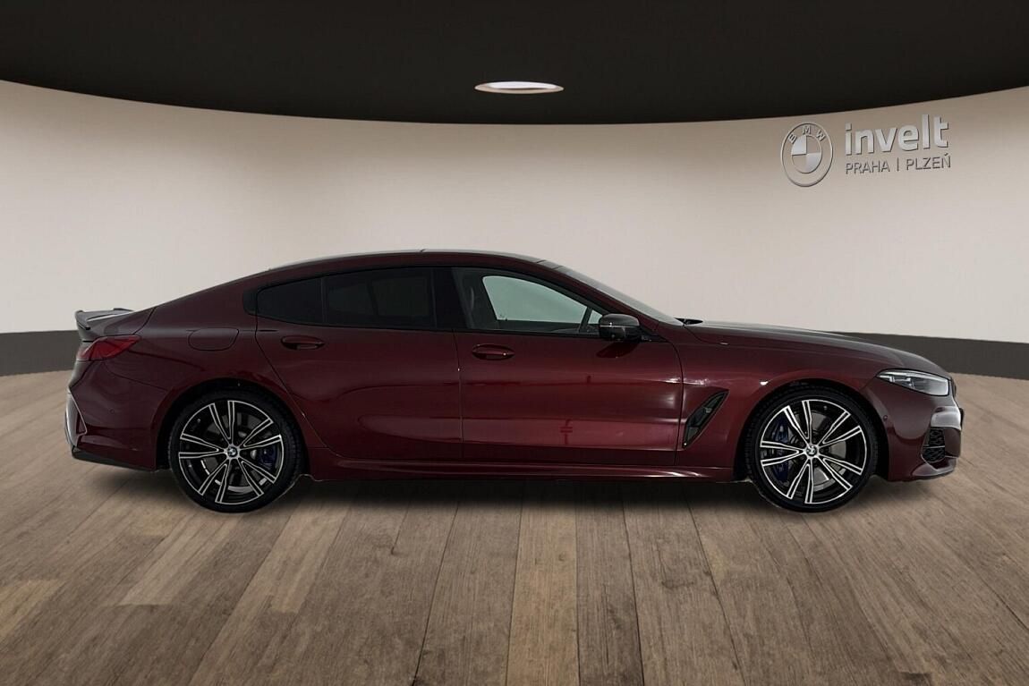 BMW Řada 8, M850i xDrive - fotka 2
