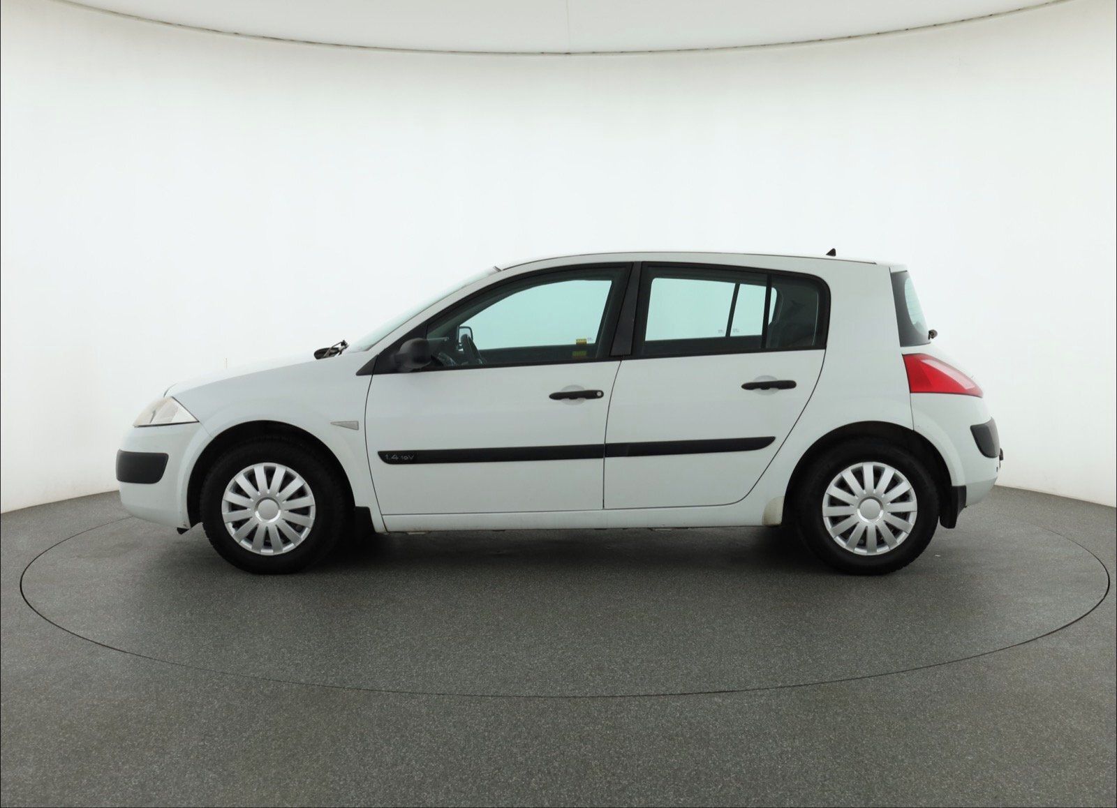 Renault Mégane, 1.4 16V , po STK, Tažné - fotka 3
