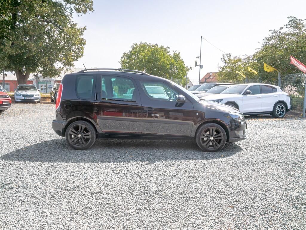 Škoda Roomster, 1.6TDI NOIRE – BLACK - fotka 4
