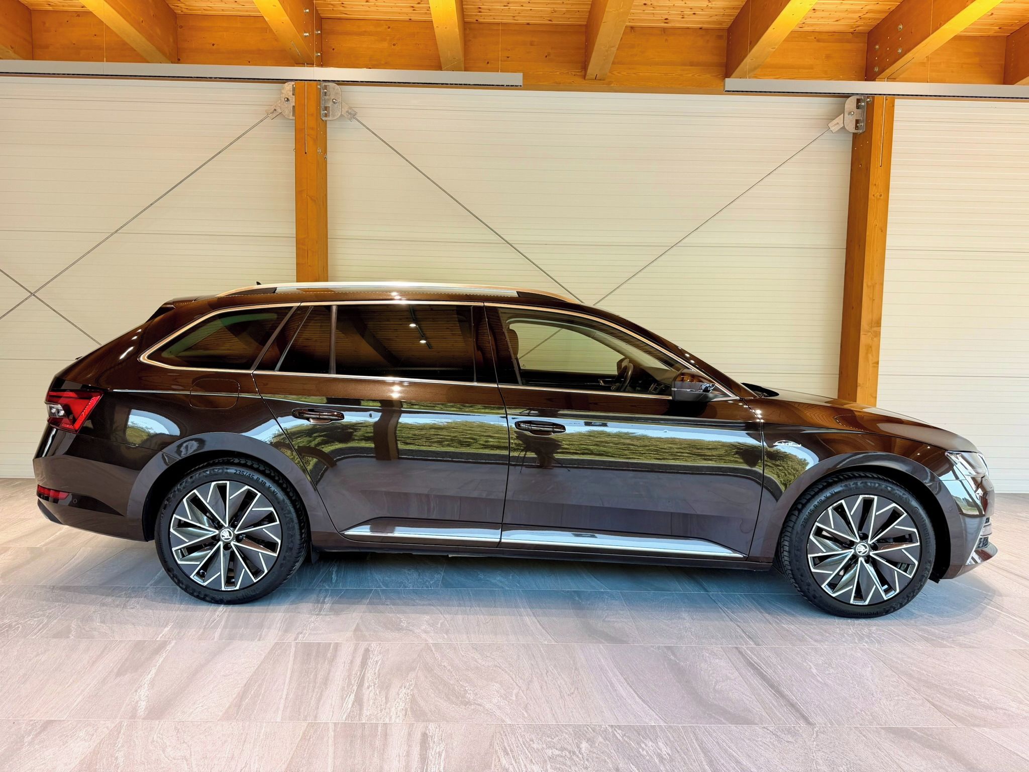 Škoda Superb, iV 1.4 TSi 115 Kw PHEV L&K - fotka 2