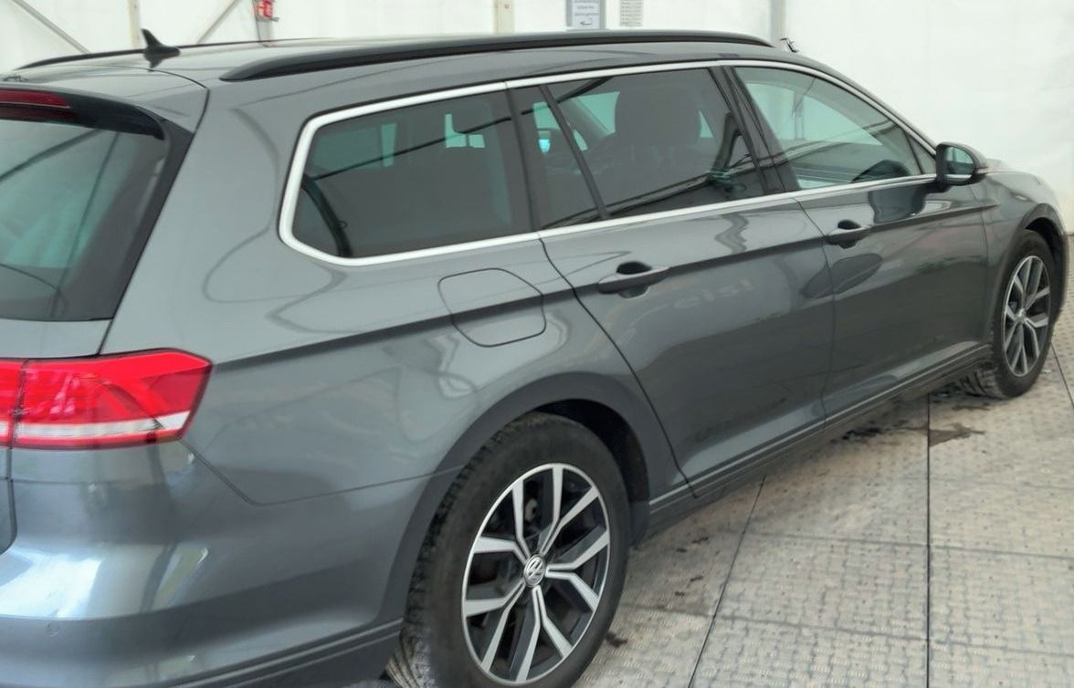 Volkswagen Passat, B8 2.0 Tdi 110KW TOP STAV - fotka 2
