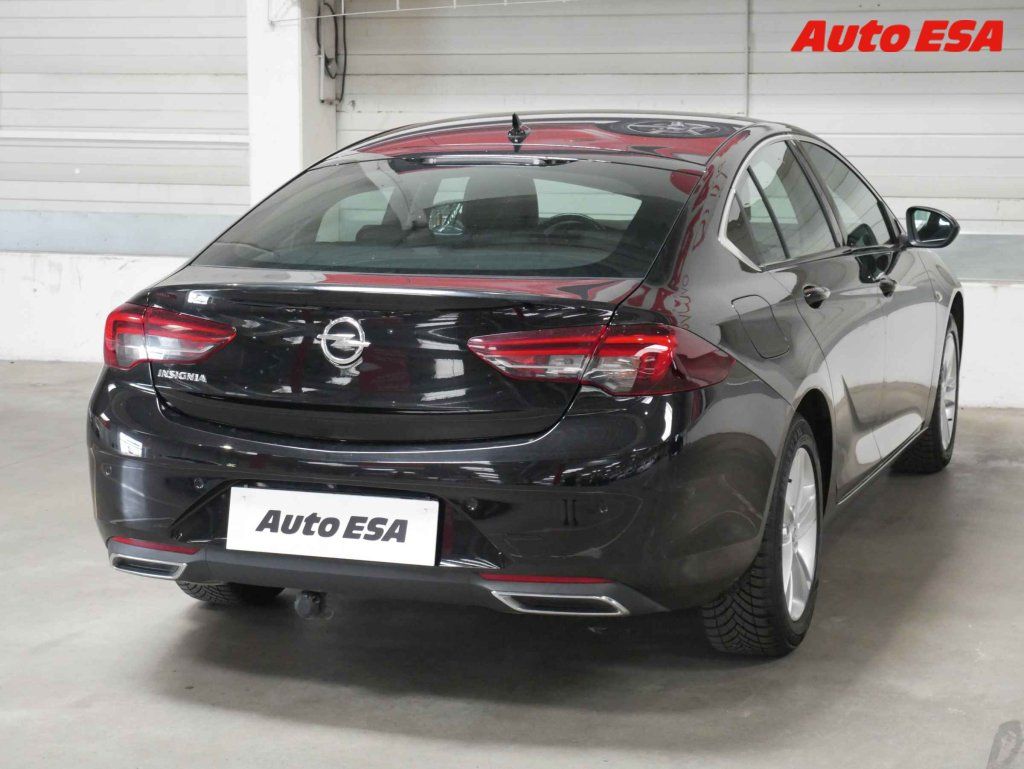Opel Insignia, 2.0CDTi,AT,výhřev sed - fotka 6