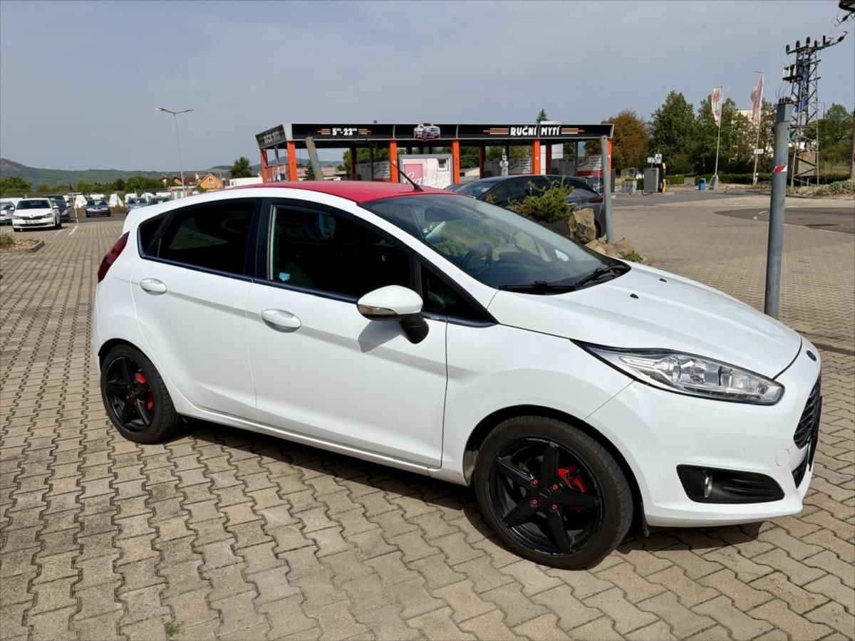 Ford Fiesta, 1,0 EB 140 PS - fotka 4
