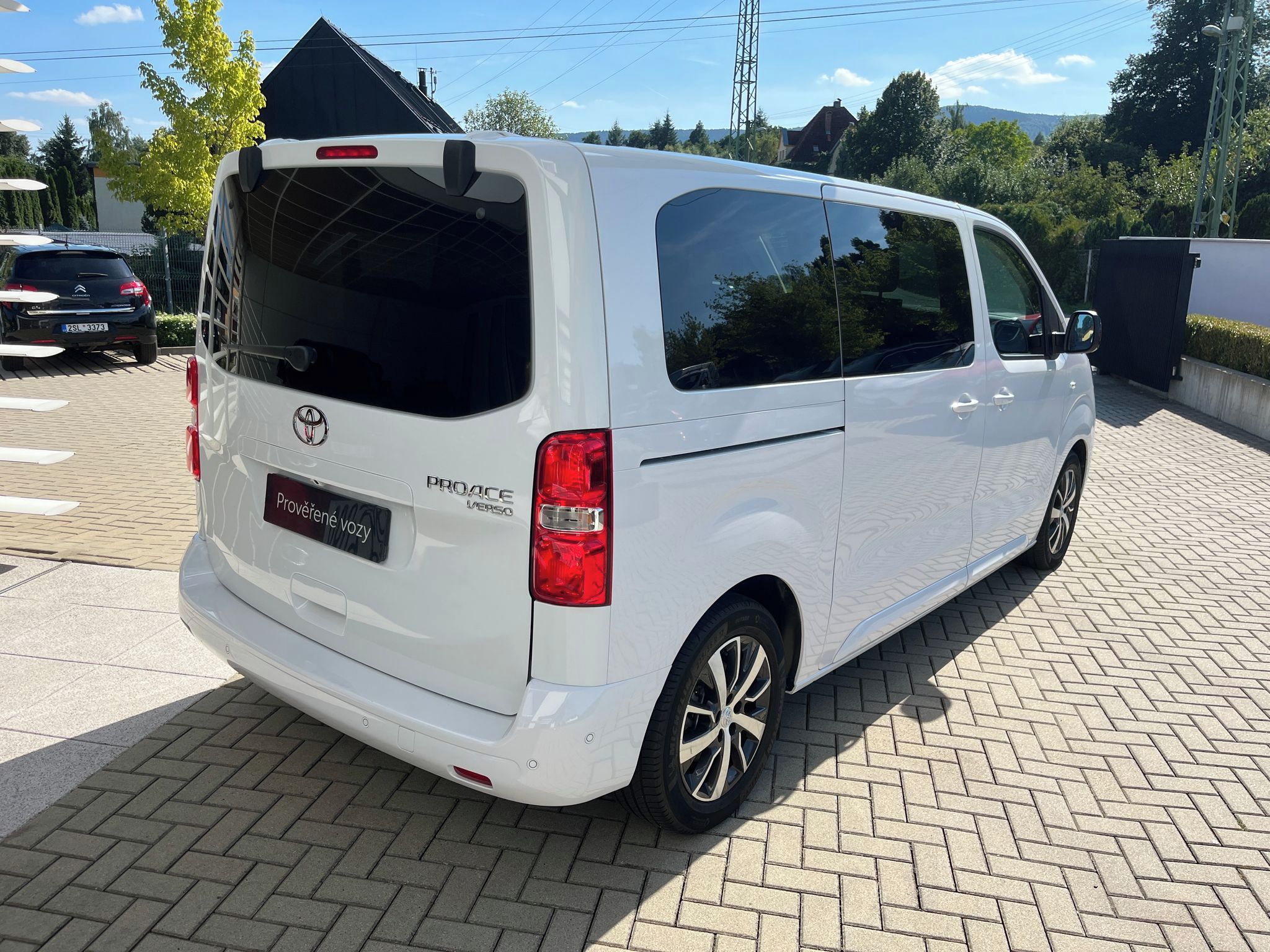Toyota Proace Verso, 2.0D 144k L1 Family Webasto 8S - fotka 6
