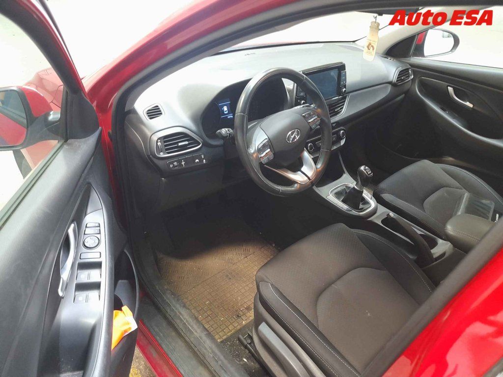 Hyundai i30, 1.4 TGDi,1.maj,ČR - fotka 3