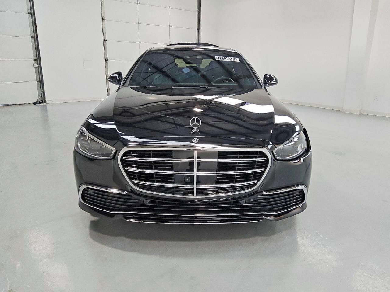 Mercedes-Benz Třídy S, Auto na cestě - fotka 5
