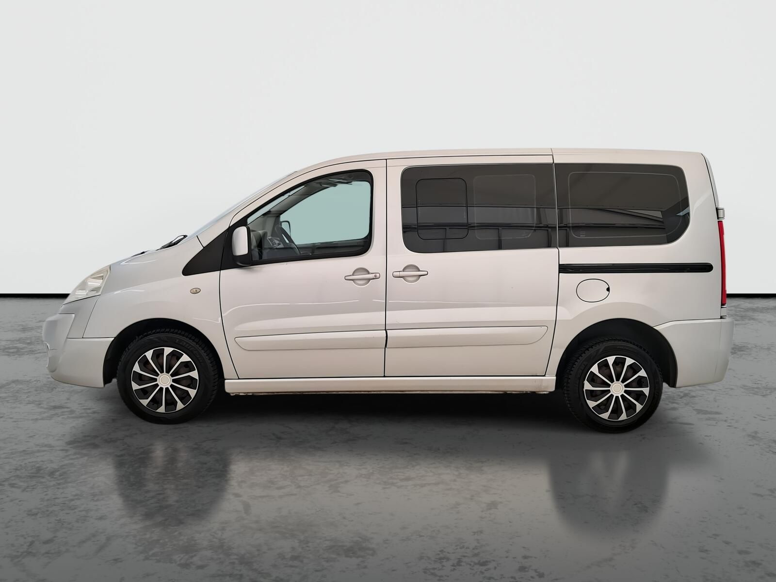 Fiat Scudo, 1.6 MultiJet, Bus, 6Míst - fotka 3