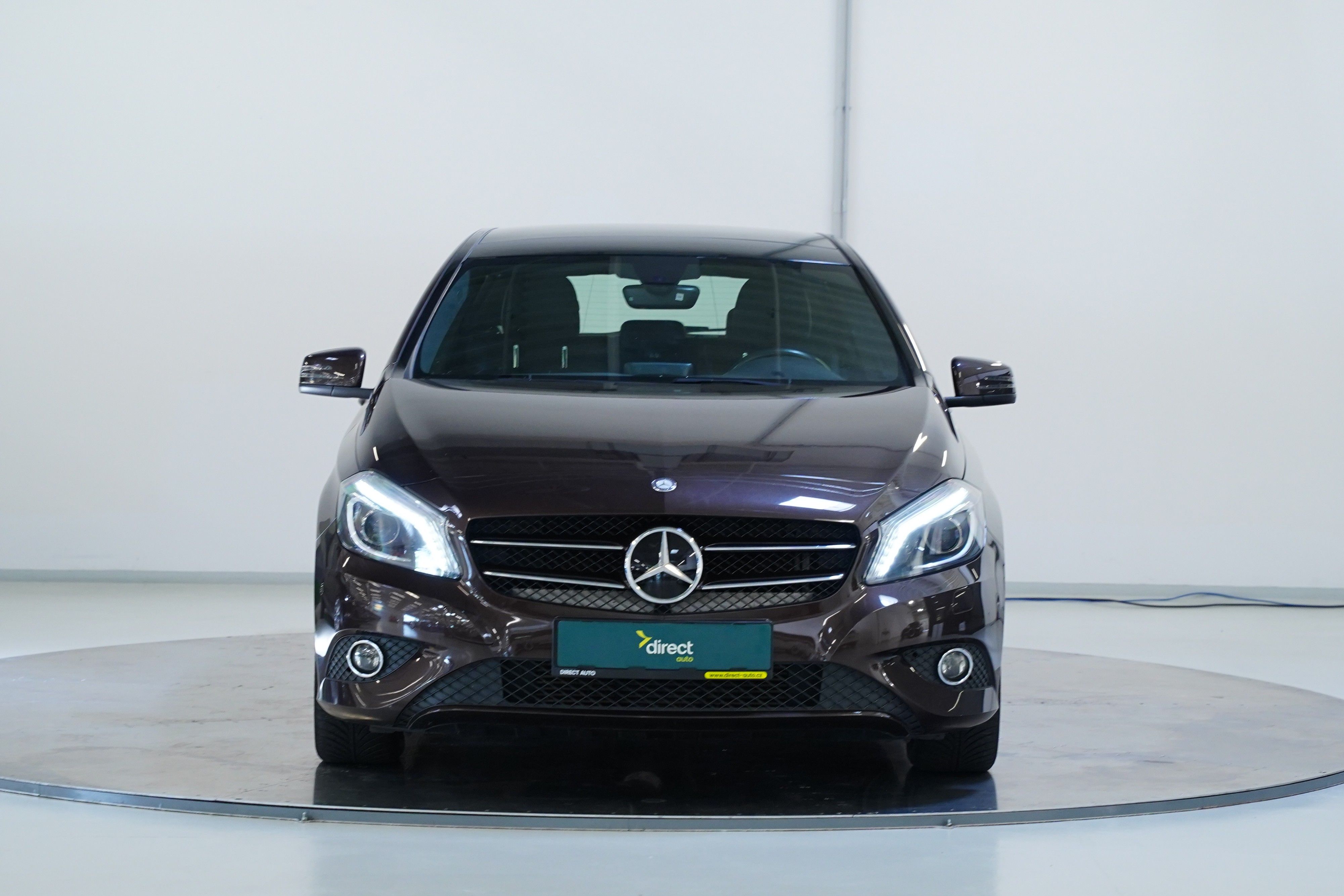 Mercedes-Benz Třídy A, 180 BlueEfficiency 90 kW Style - fotka 4