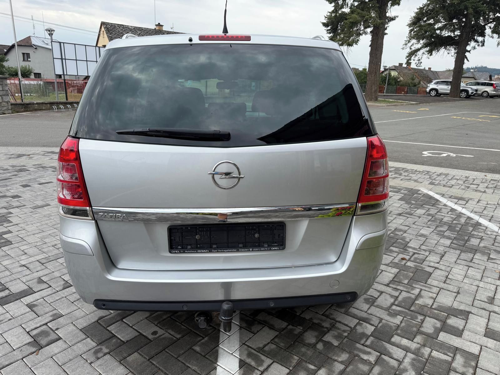 Opel Zafira, 1.8i 103kw 7sed tažné serviska - fotka 4