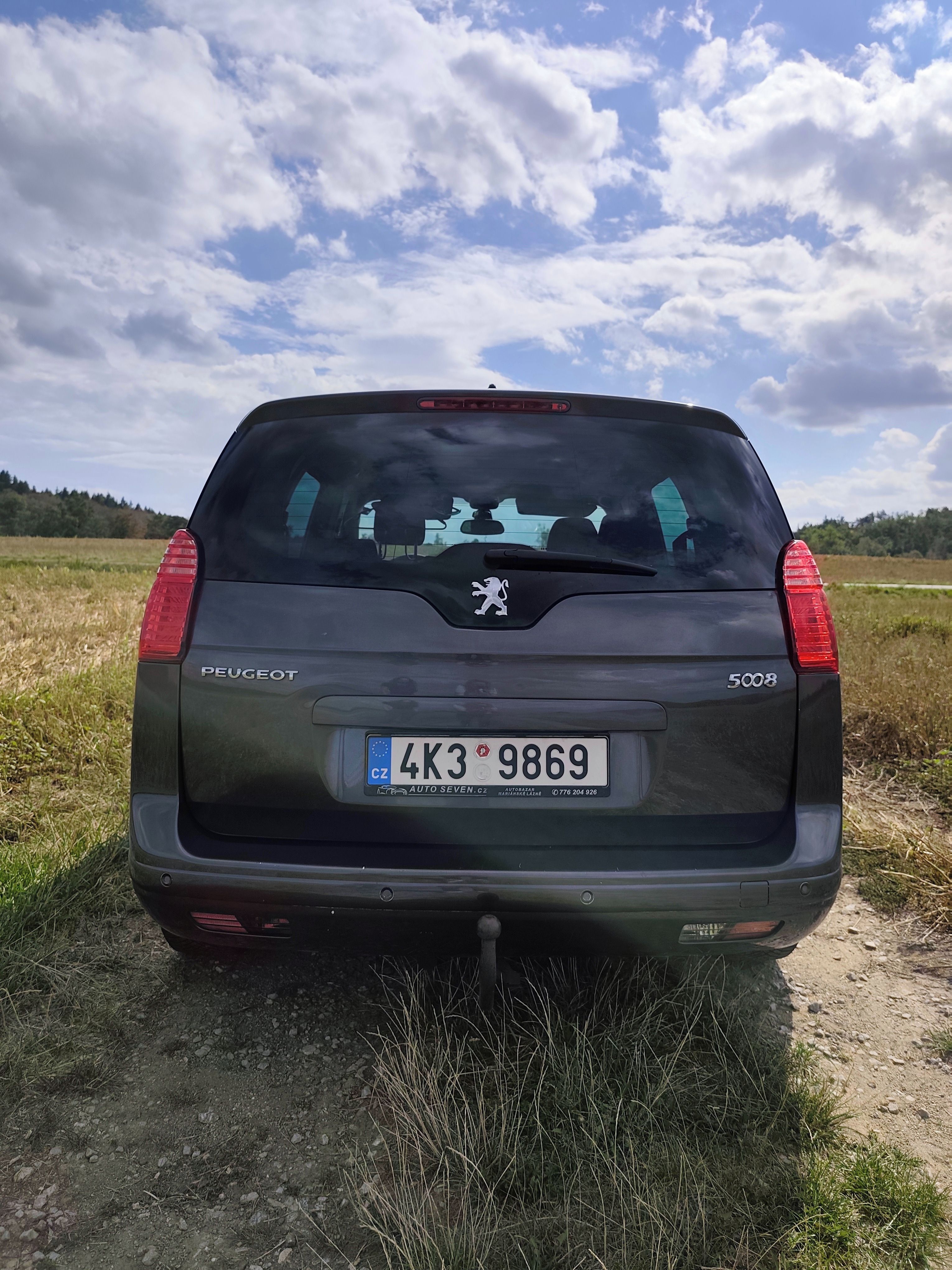 Peugeot 5008, 1.6 HDi, servis, garáž - fotka 4