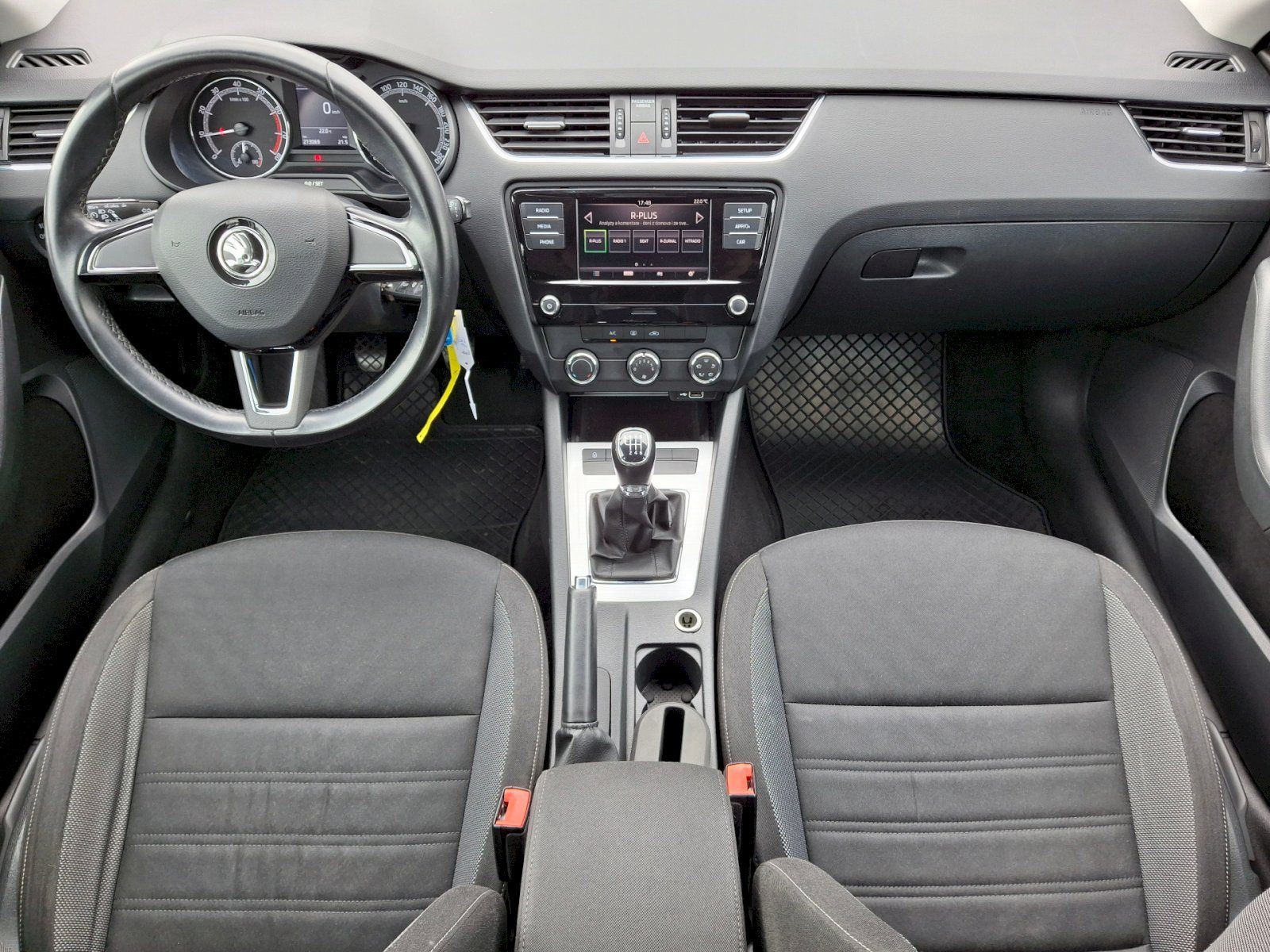 Škoda Octavia, Combi Ambition 1,5TSi 110kW - fotka 5