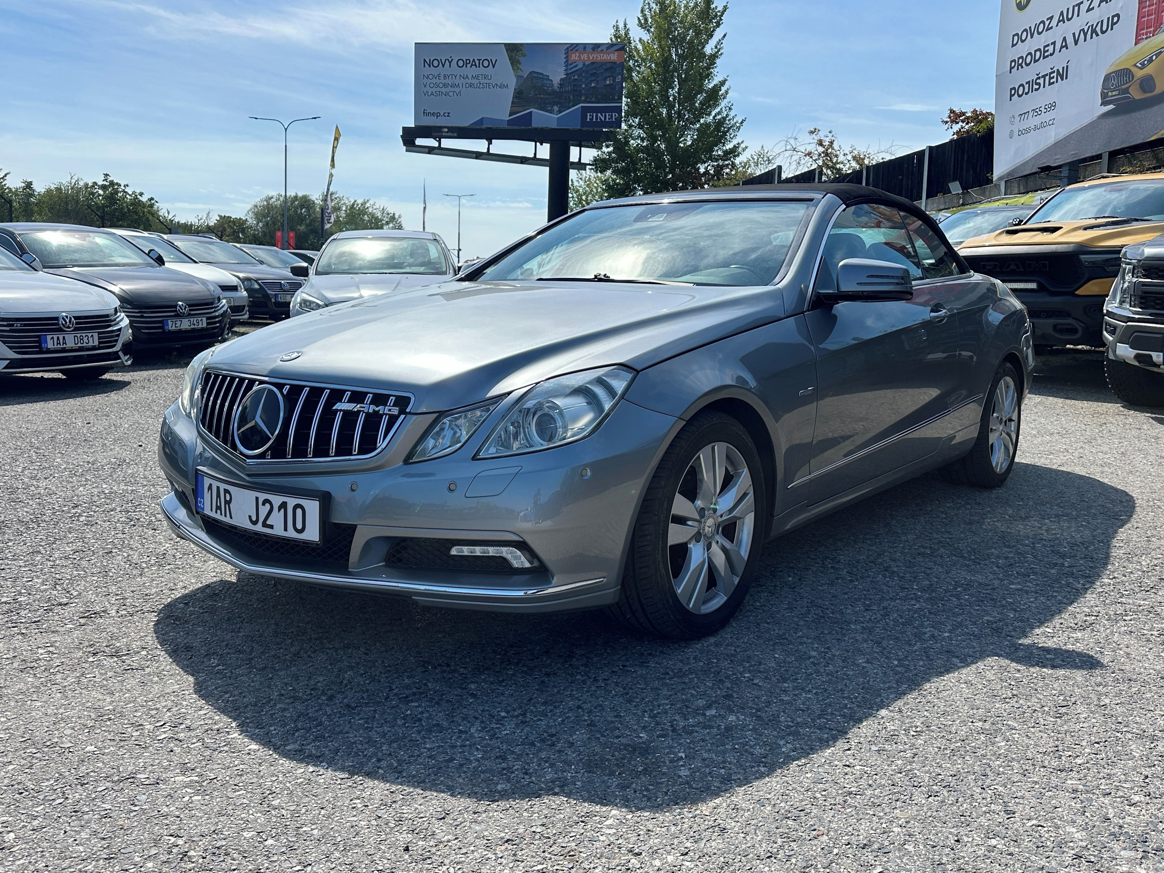 Mercedes-Benz Třídy E, Mercedes-Benz E 250 2010 - fotka 4