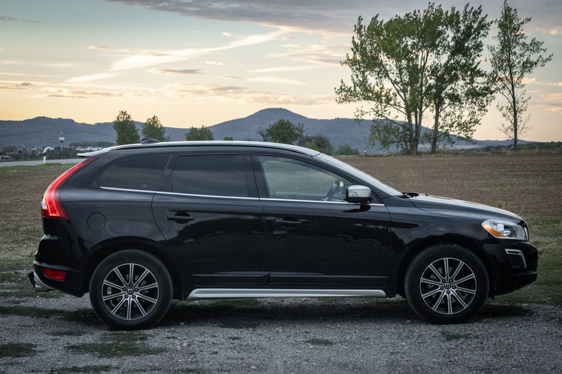 Volvo XC60 - fotka 4