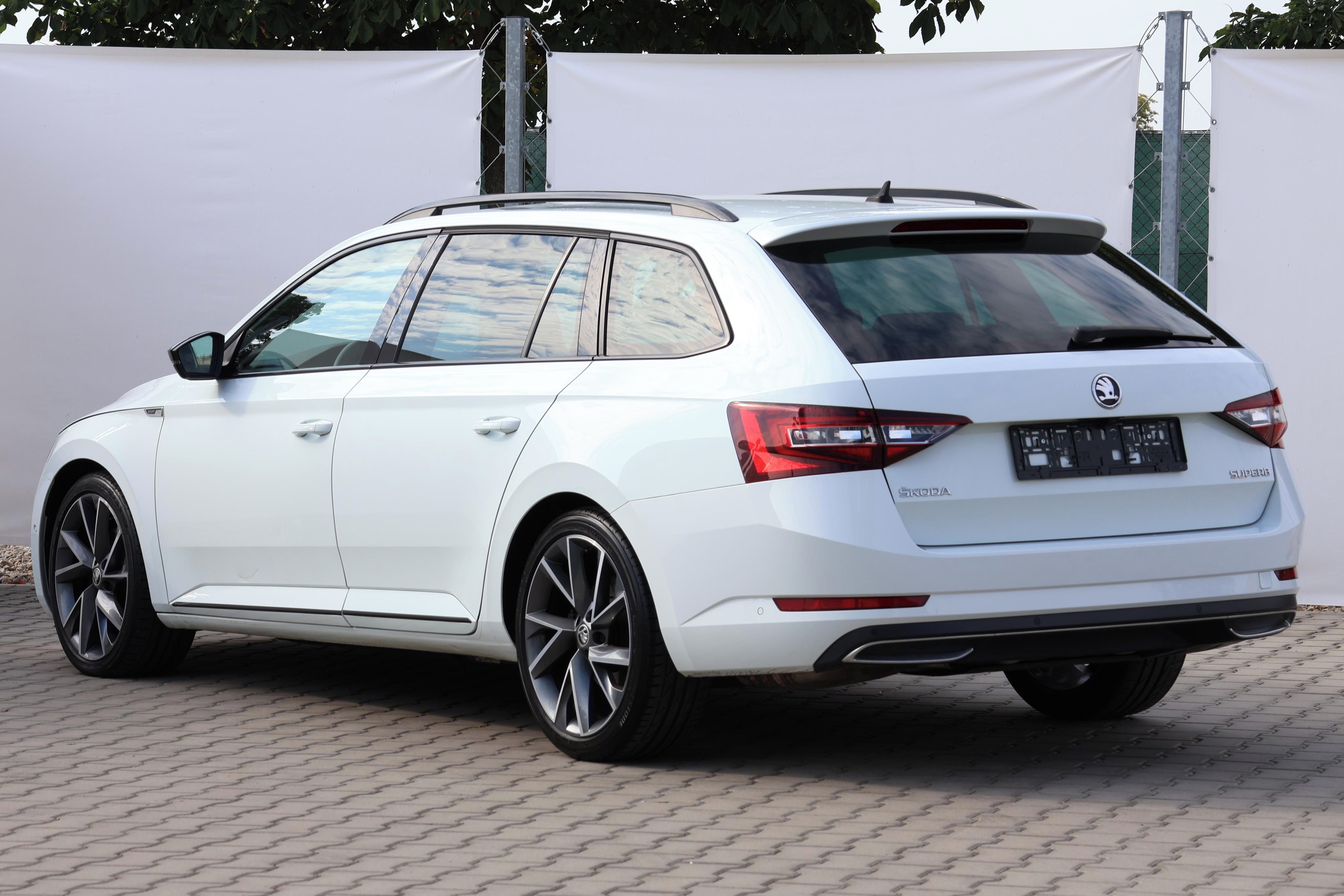 Škoda Superb, 2.0TDI*140kW*SPORTLINE*2.MAJ* - fotka 4